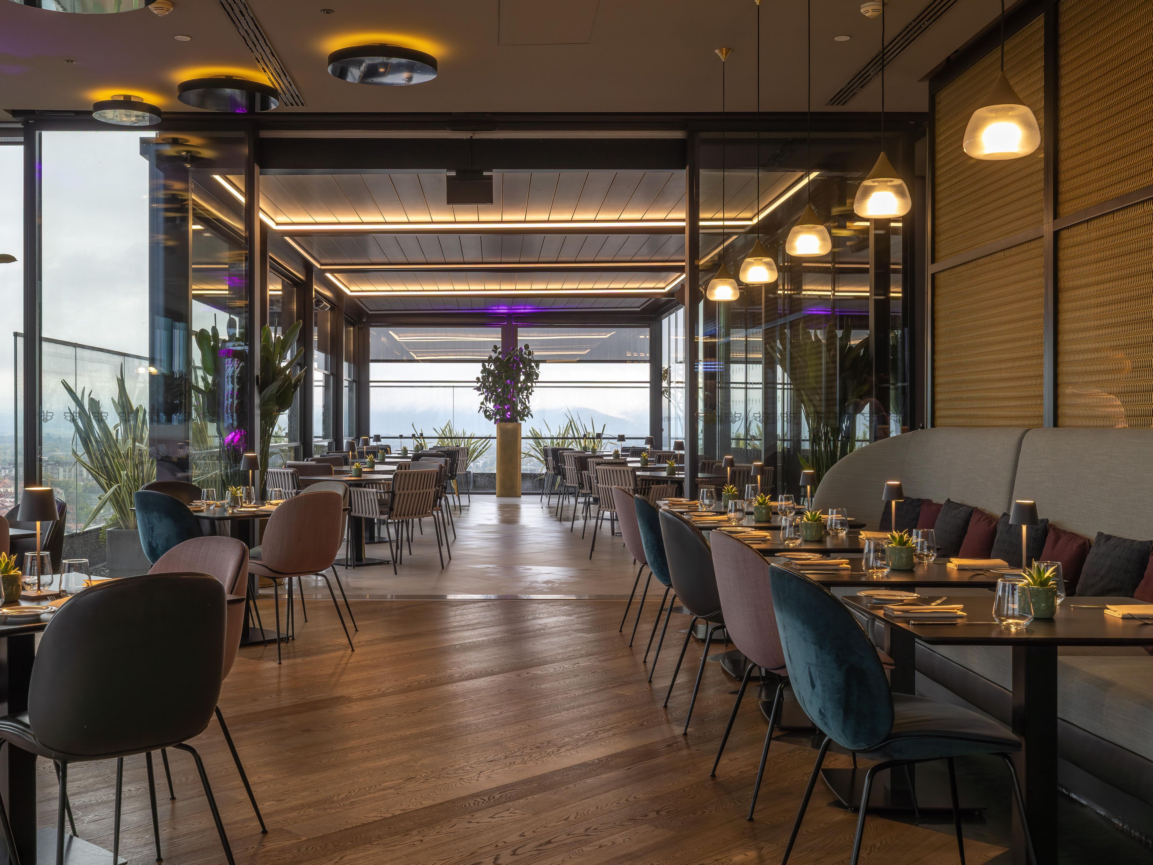 B- restaurant