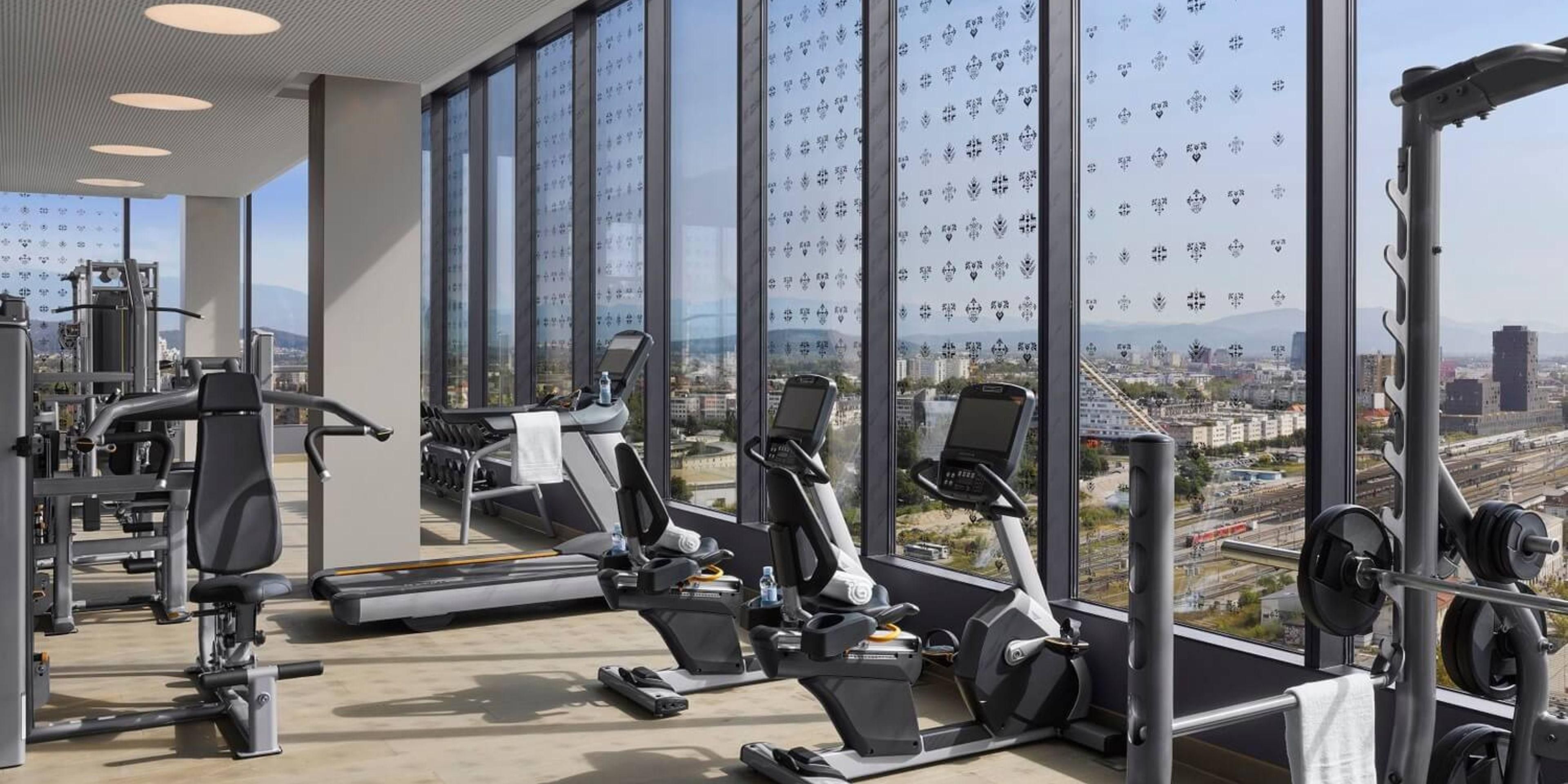 Achieve new personal bests with the help of our personal trainers and modern equipment at our 18th-floor gym. Enjoy a serene relaxation space with 360º skyline views of Ljubljana. After your workout, rehydrate with a freshly squeezed juice from our vitamin bar.