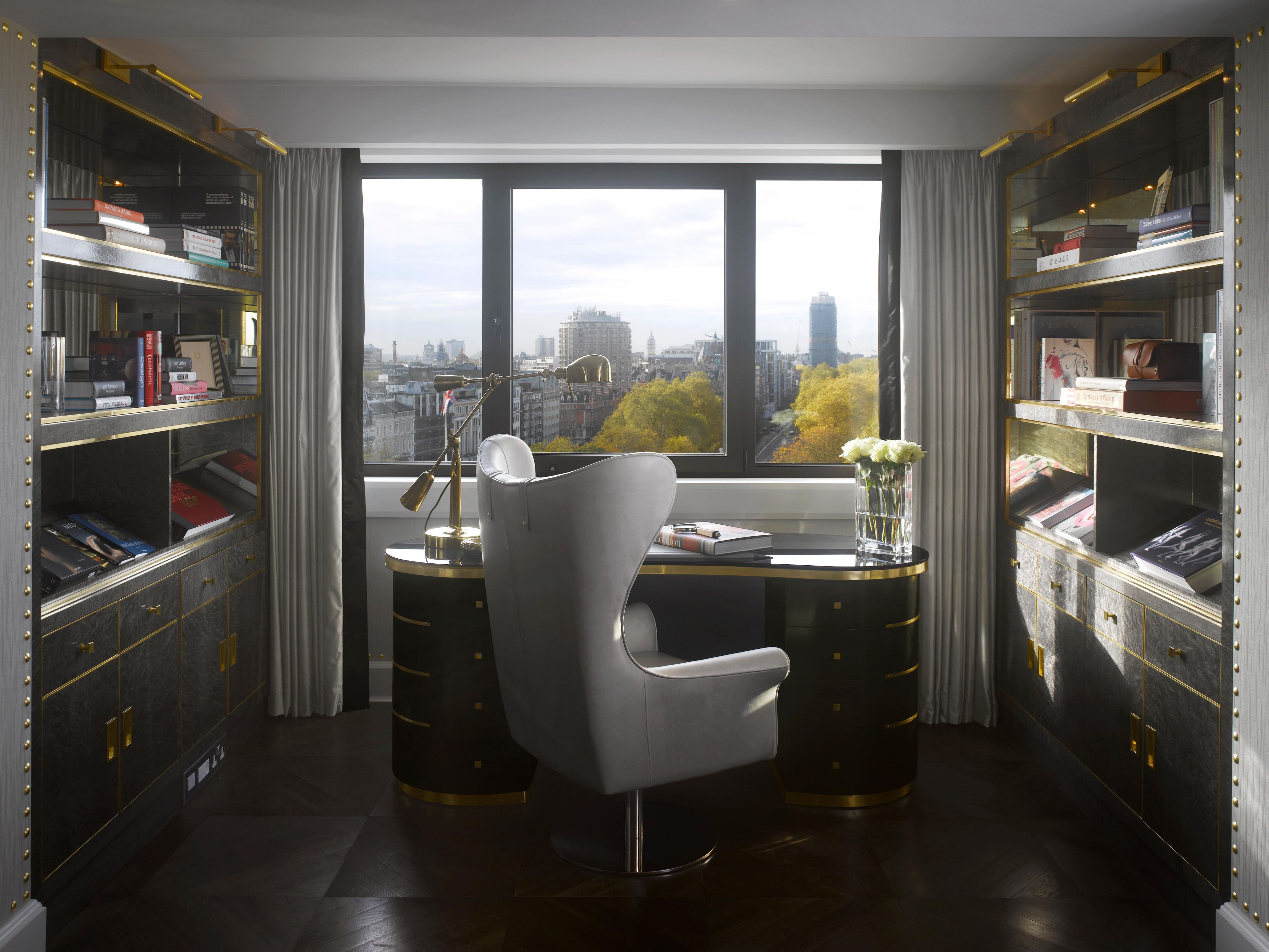 Office in premium London hotel suite
