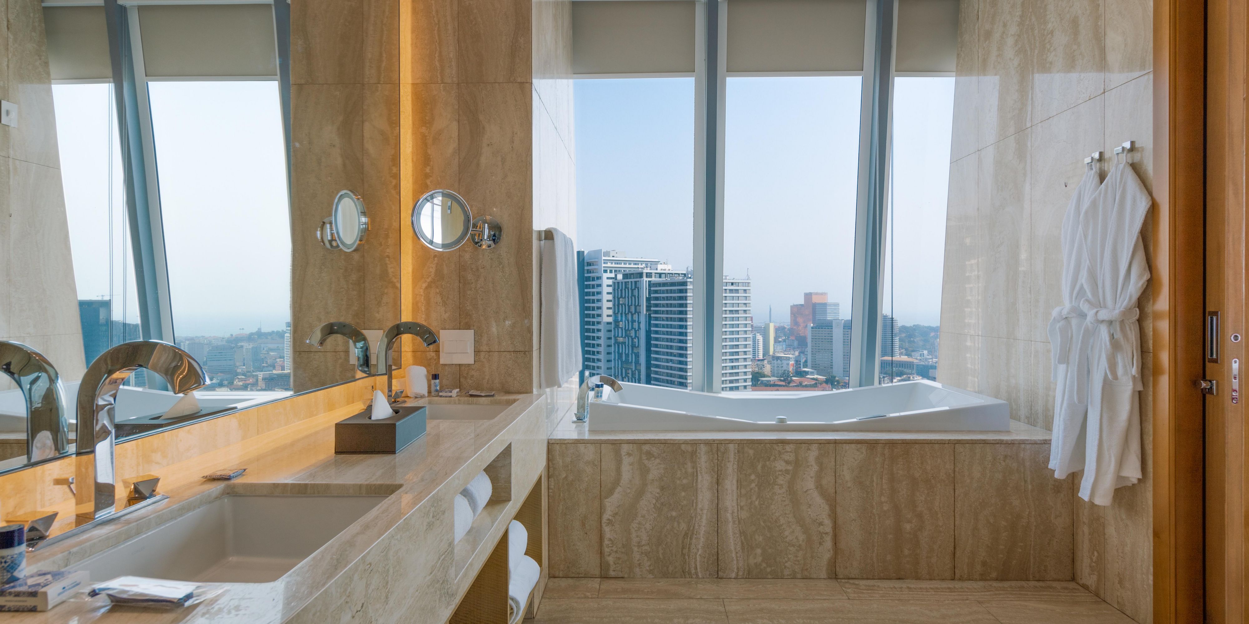 Presidential Suite with stunning bay view