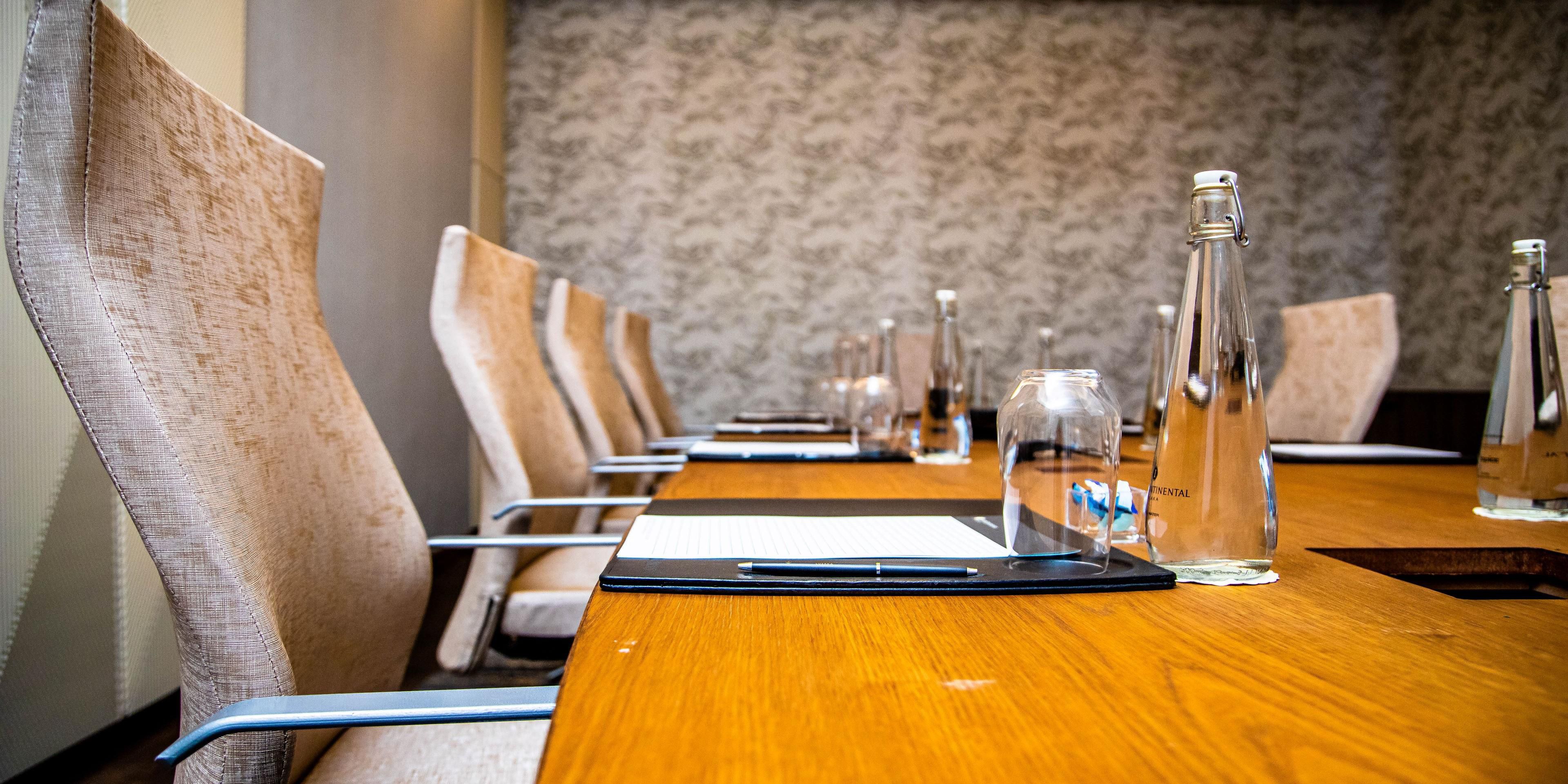 Planning a conference or meeting? InterContinental's extensive conference facilities are perfect for that seamless event. The meeting rooms are equipped with modern Audio/ visual equipment, specific rooms feature natural light and all functions are operated under the InterContinental meetings standards.

