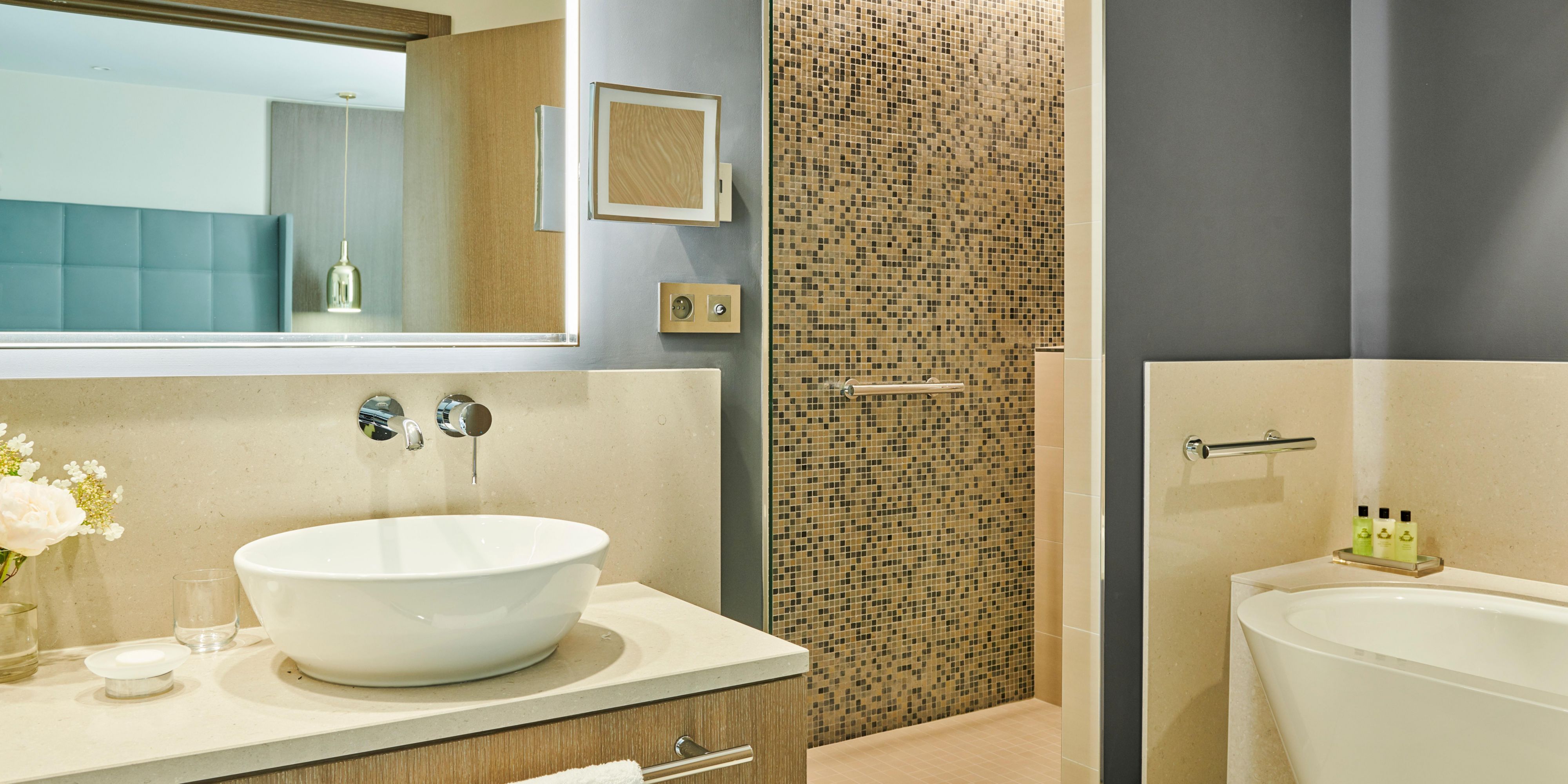Prestige Suite | Large bathroom with bathtub and shower