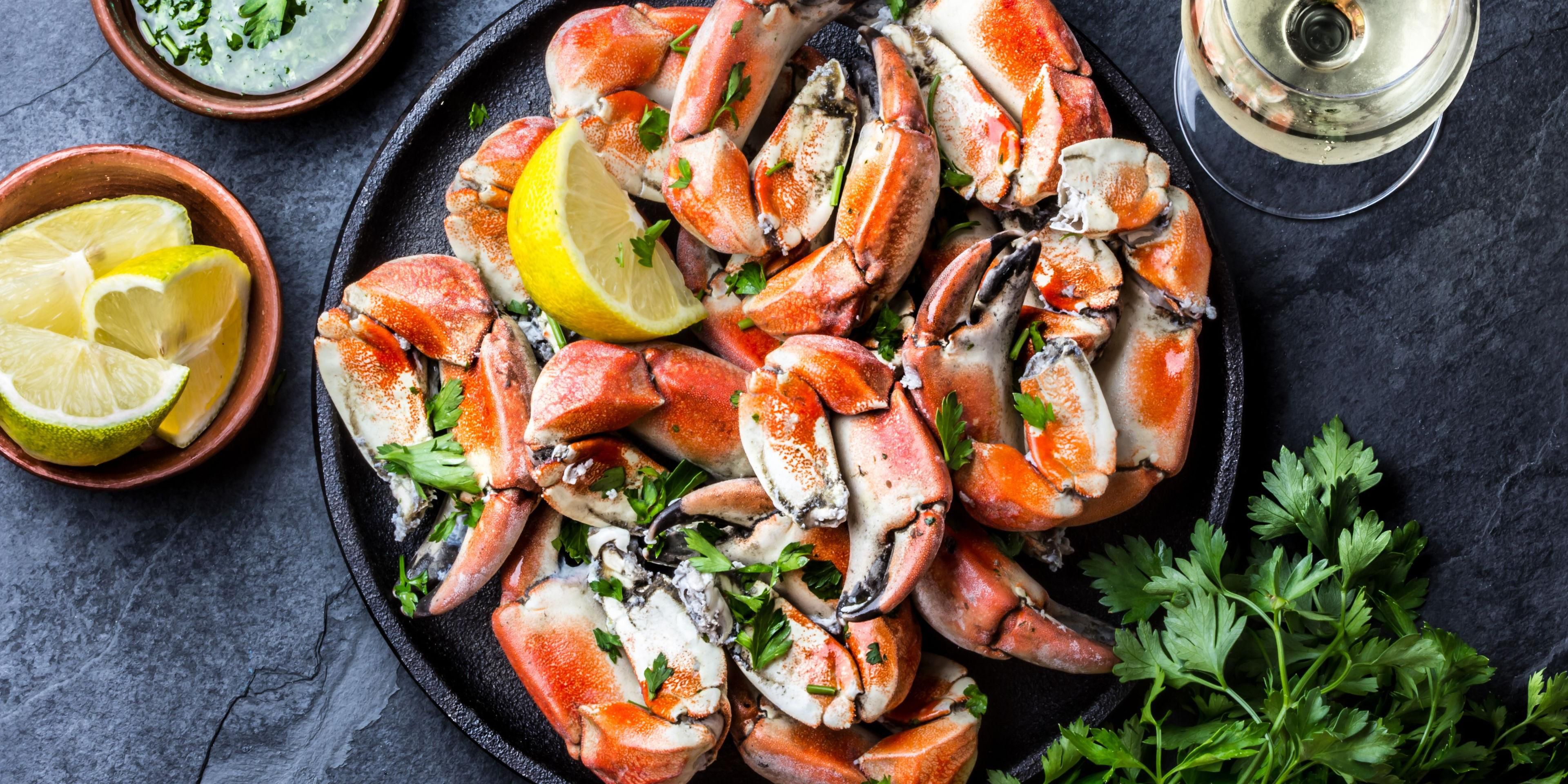 Embark on a delectable odyssey every Thursday evening with Rotana Restaurant's captivating Seafood Night. Dive into a vibrant ocean of flavours, where the aroma of sizzling shrimps mingles with the smoky allure of a seafood-mixed grill. Enjoy a wide variety of salads, main courses, and desserts.