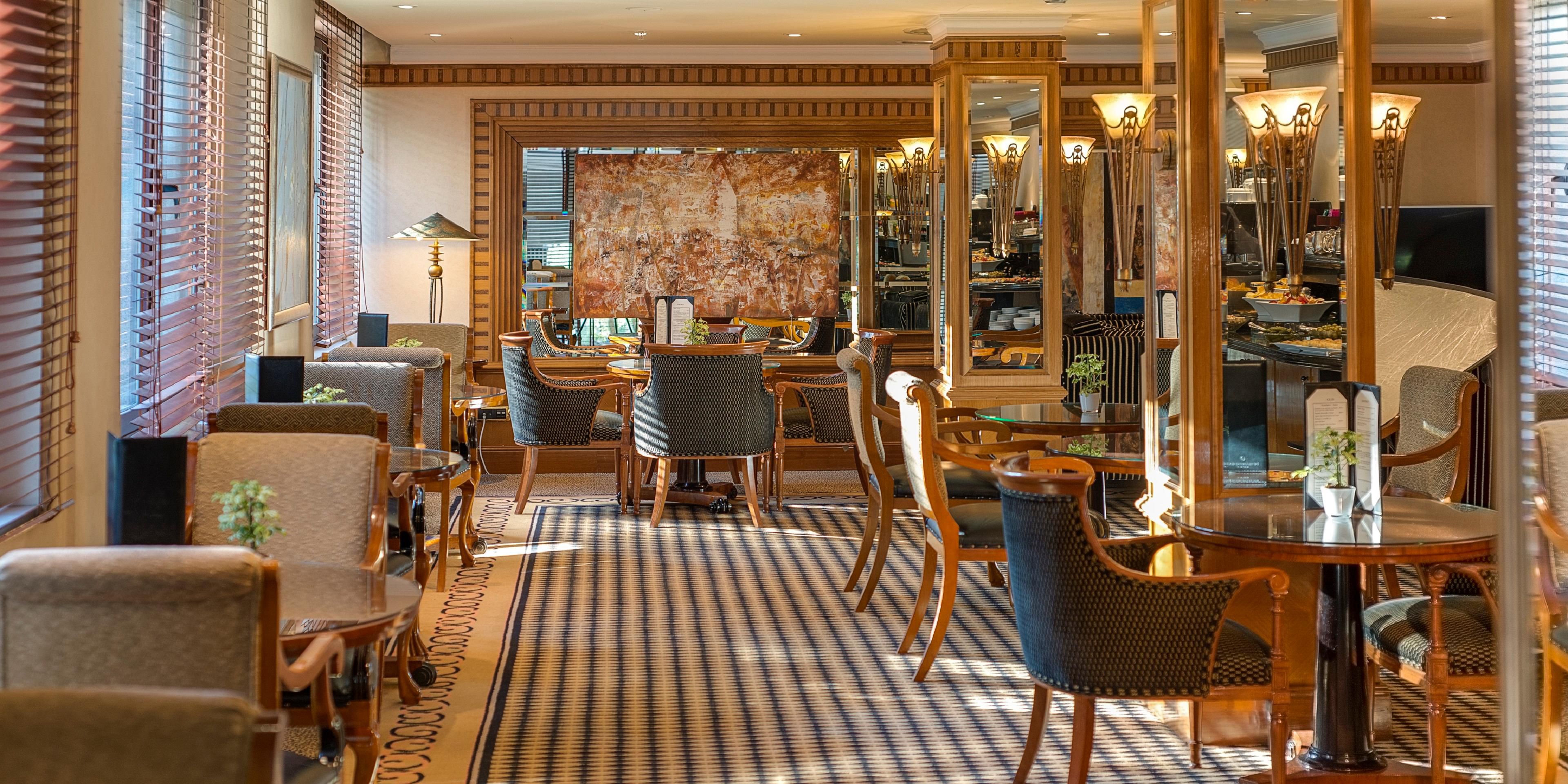 The InterContinental Club has been designed to provide all suite guests with exquisite and private treatment. Everything is designed to make your experience sublime and incomparable. Our excellent Guest Relations team will offer you premium services such as an independent reception private breakfast buffet and much more...