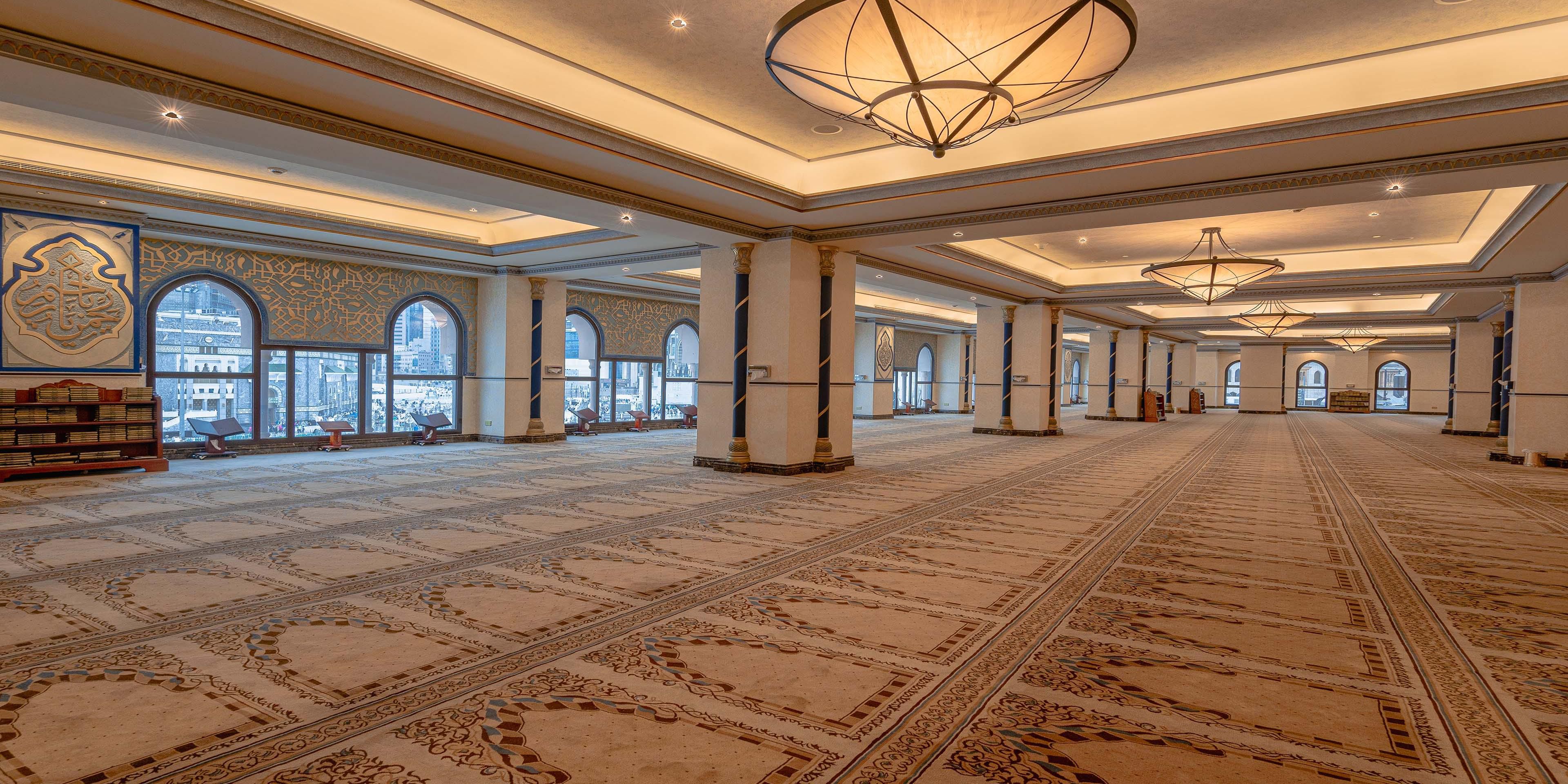 Feel right at home together with a profound sense of connection on your spiritual journey with our private prayer hall, meticulously designed to provide a tranquil haven. Directly attuned to Haram's speakers and offering a stunning view of the Masjid, our prayer hall allows you a seamless and enriching experience with each call to prayer.