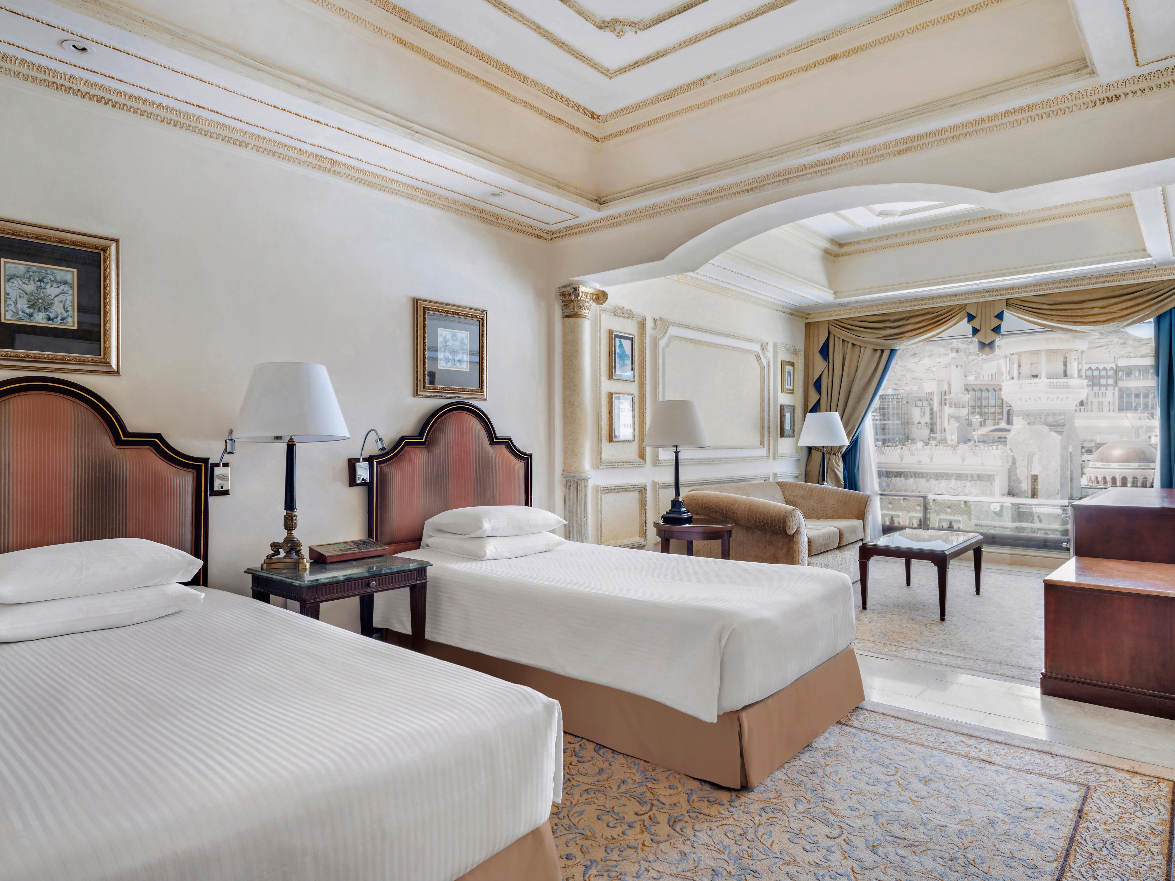Delve into cosy sophistication in our twin bed rooms in Makkah