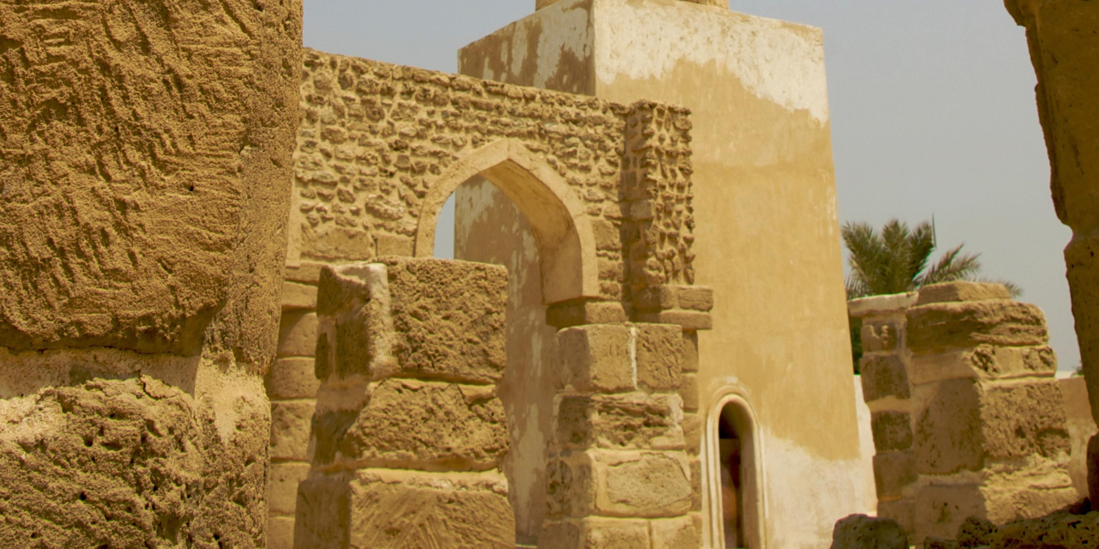 al khamis mosque, one of the oldest mosques in bahrain