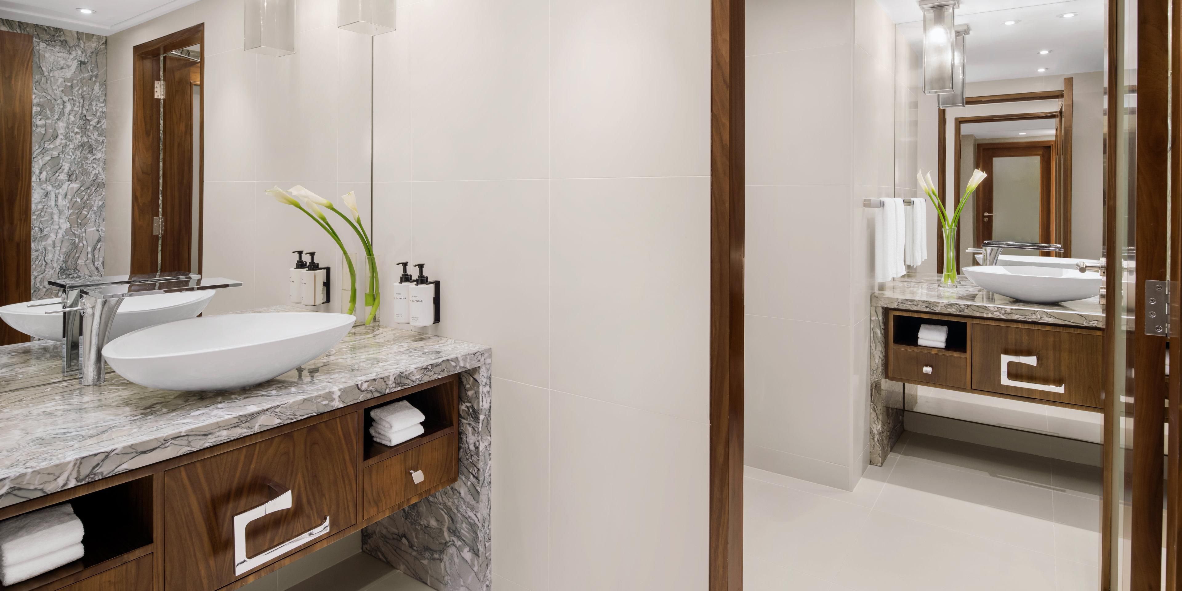 Guest bathroom 