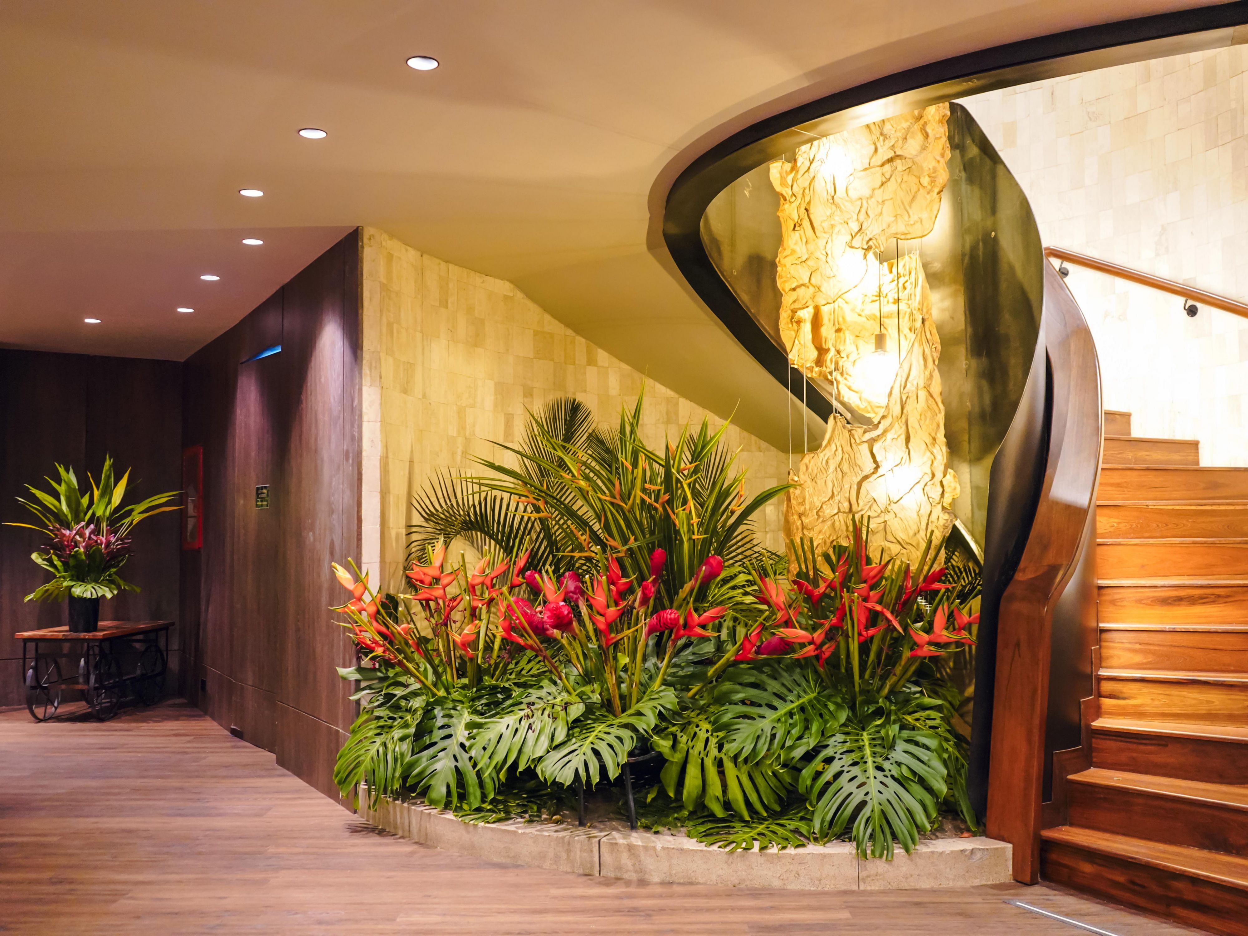 Hotel Feature