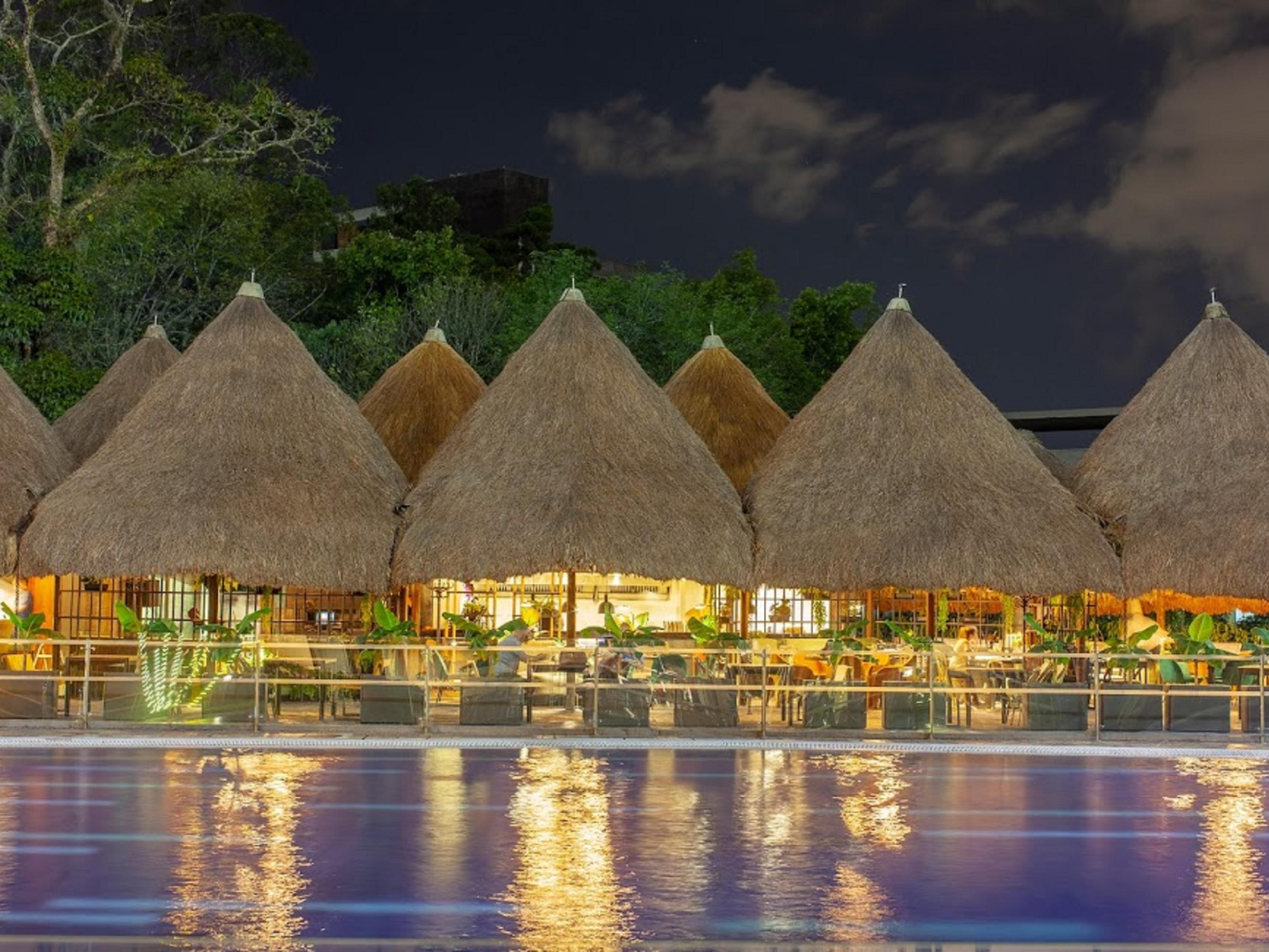 Enjoy the view, relax and get a drink.