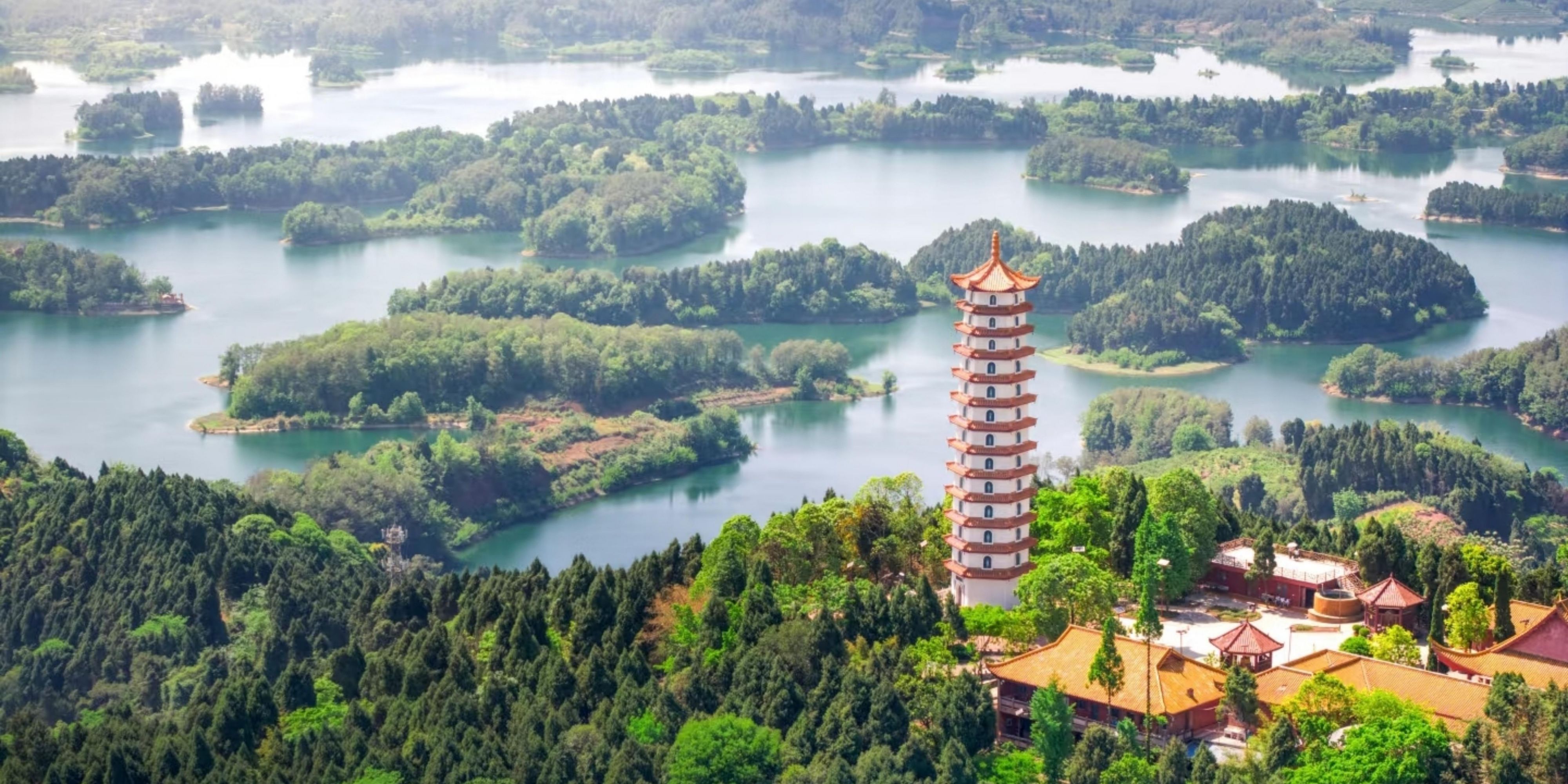 Heilongtan Lake Scenic Area (a National 4A-Class Tourist Attractio