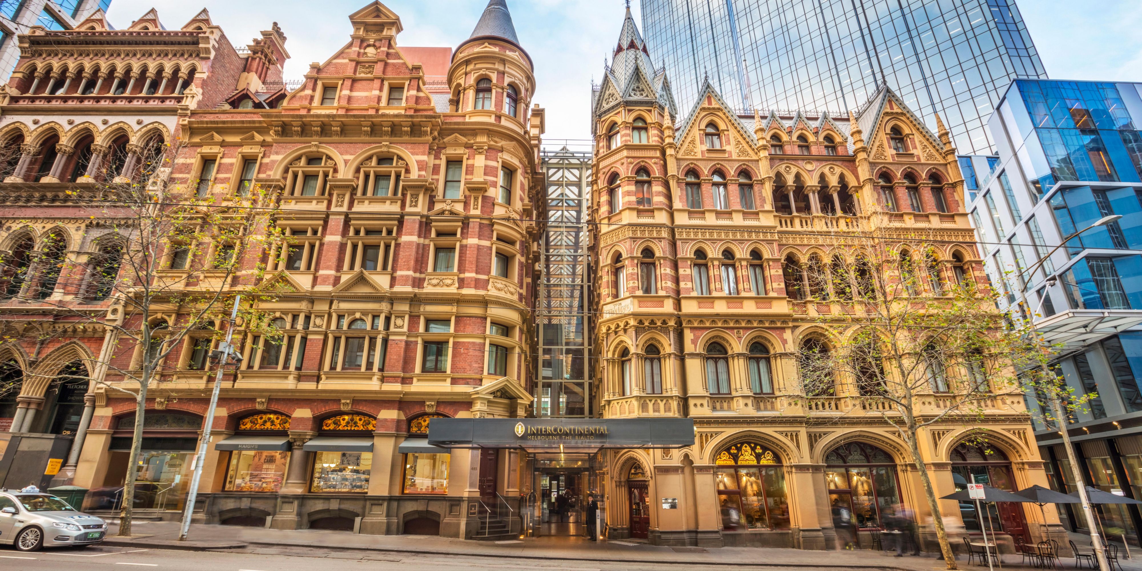Considered one of the finest ‘boom style’ buildings in Melbourne, the stunning Rialto was built in 1891, and completed during the Gold Rush. The iconic landmark was designed in the neo-Gothic style by celebrated architect William Pitt. 