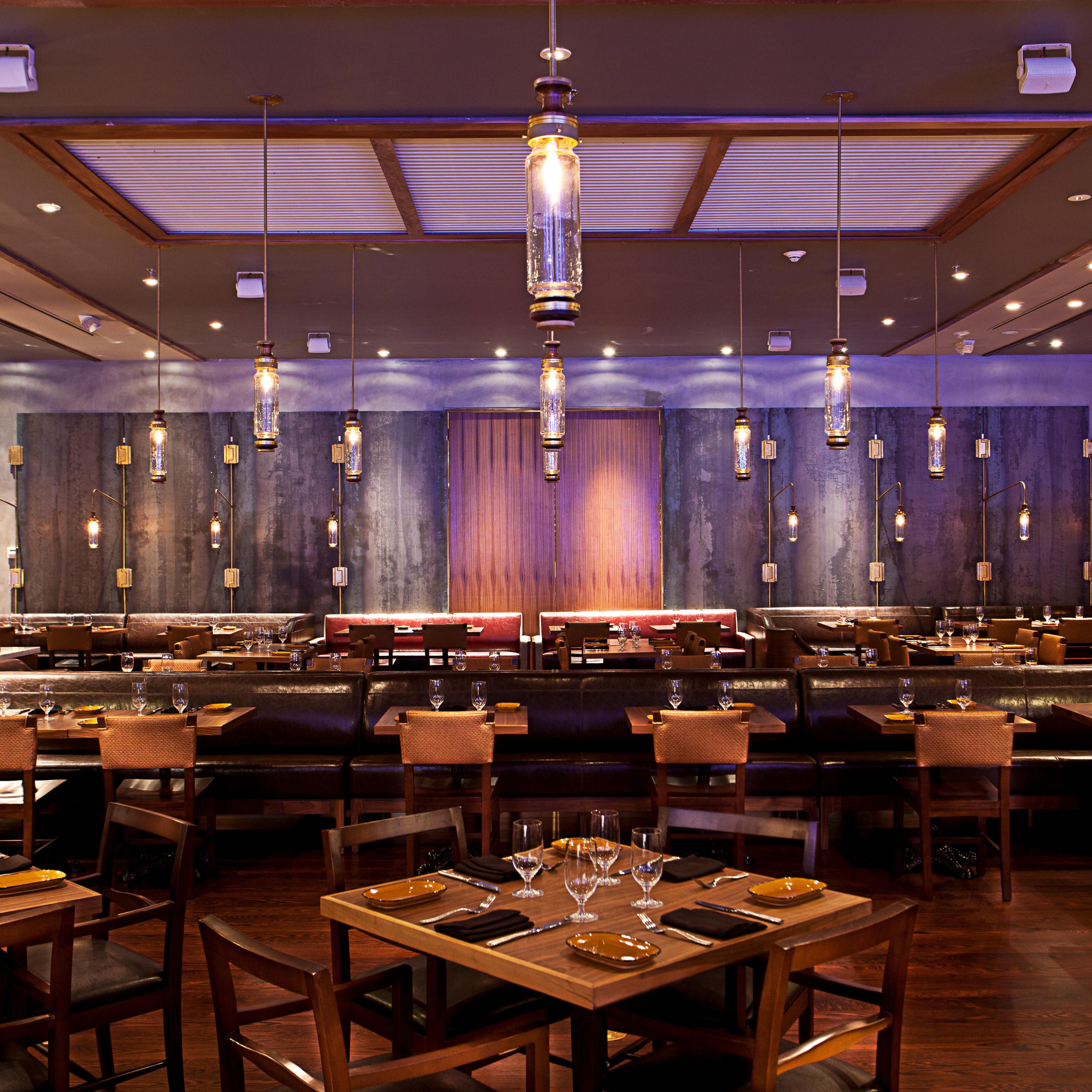 Der Toro Toro Dining Room ist perfekt für Gruppen, Verabredungen und Mittagessen