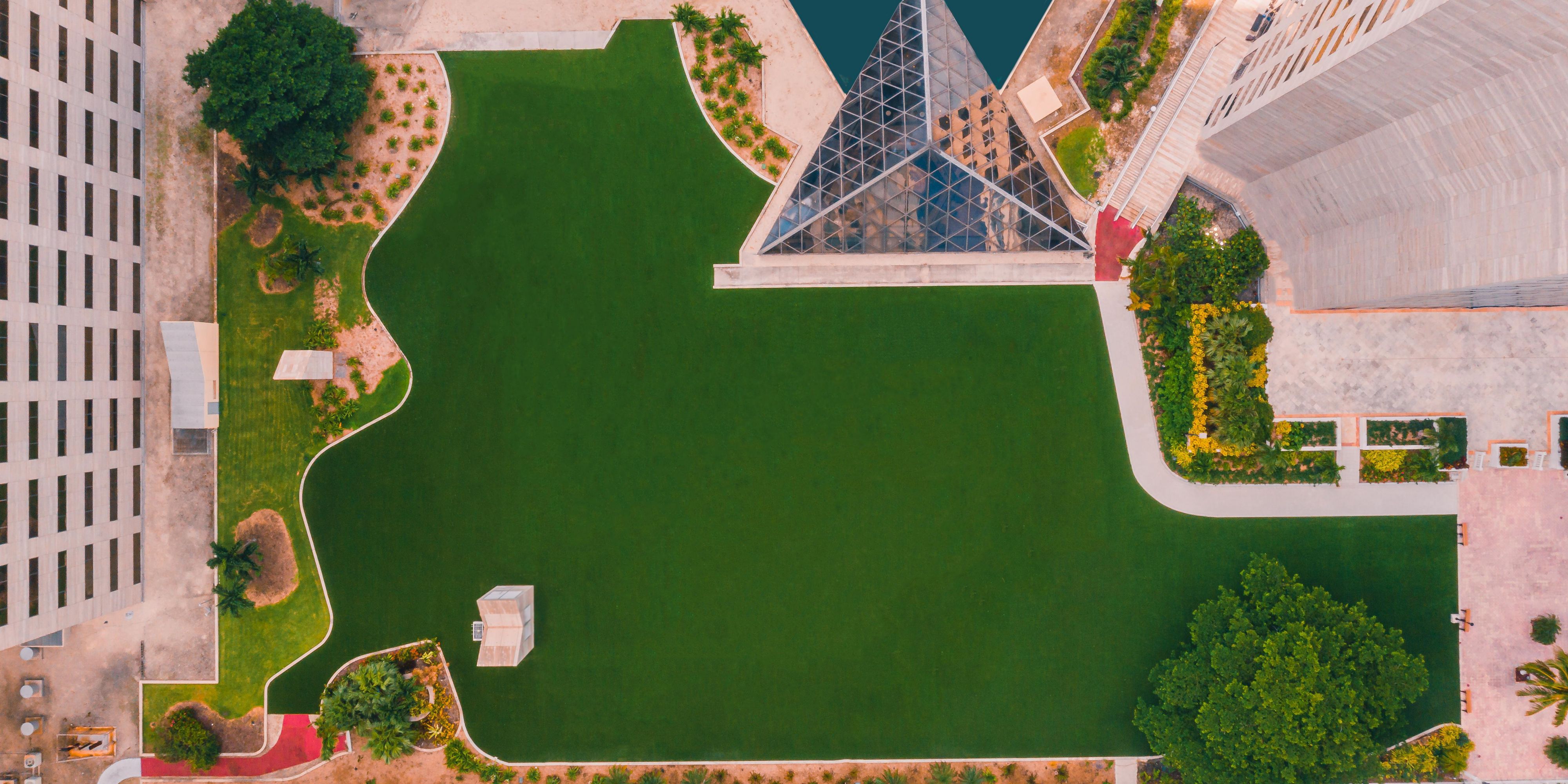 SkyLawn 35,000 sq ft of rooftop outdoor space in downtown Miami.