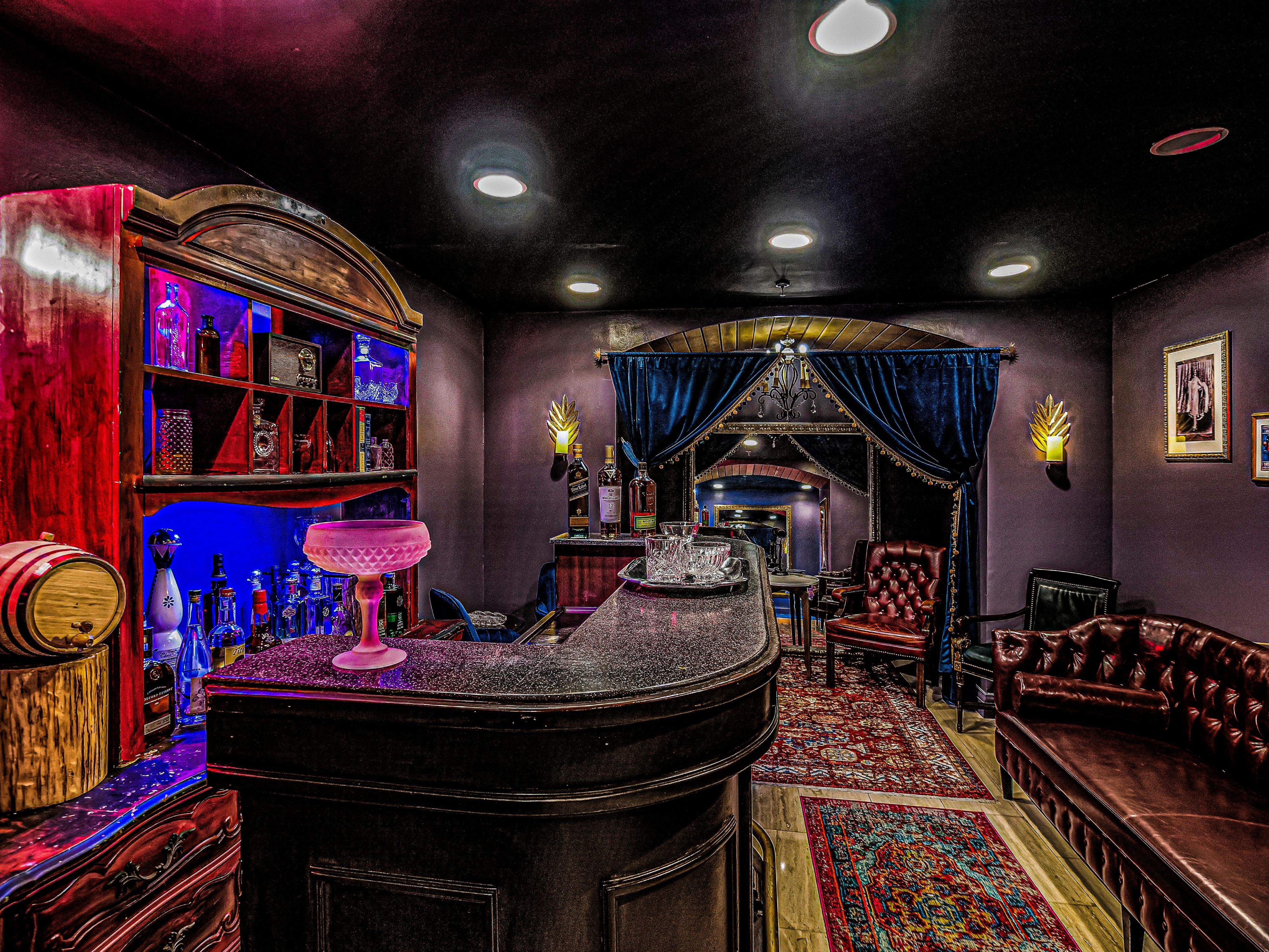 Freddy's Speakeasy