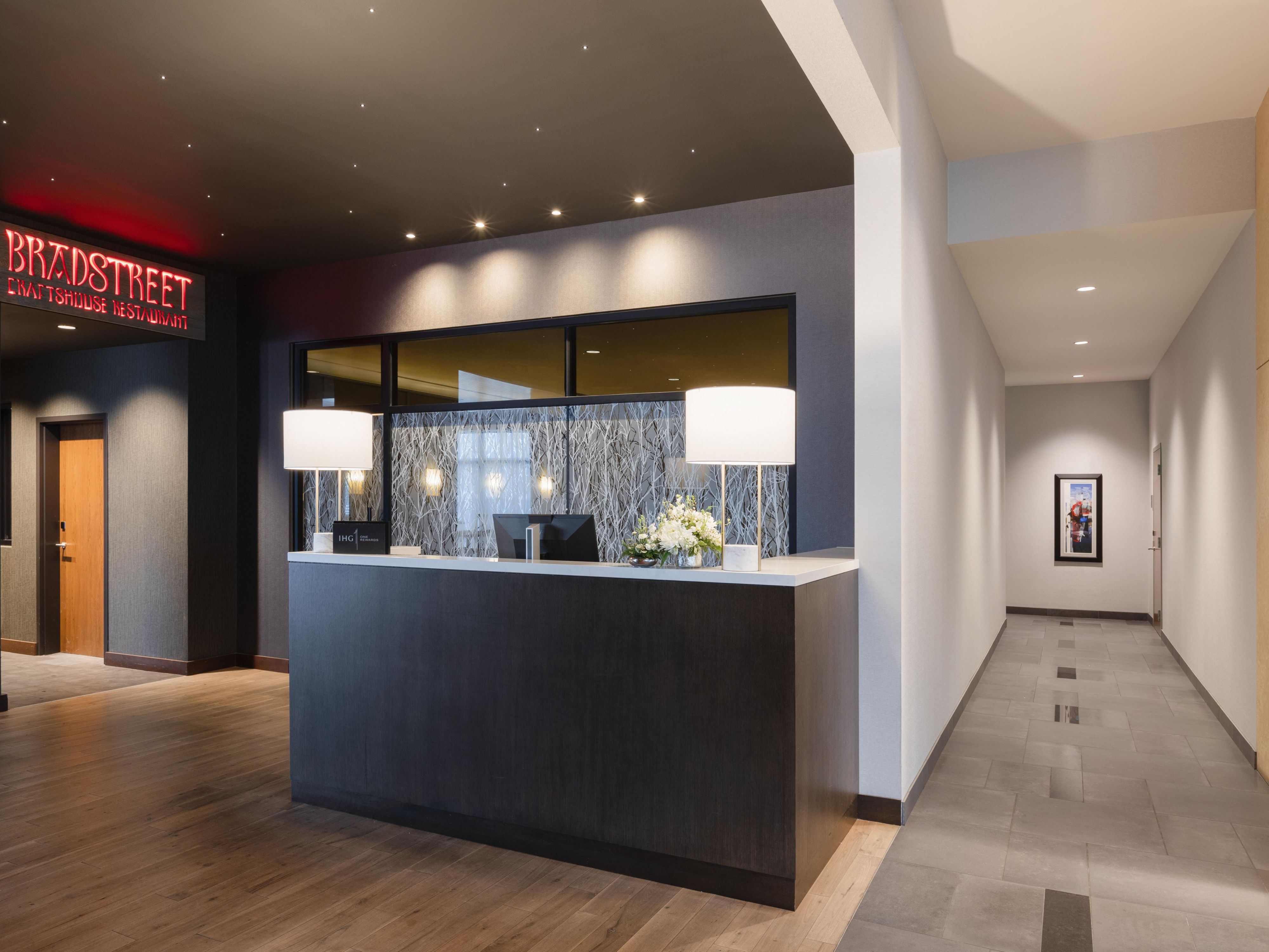 Earhart Boardroom Entrance