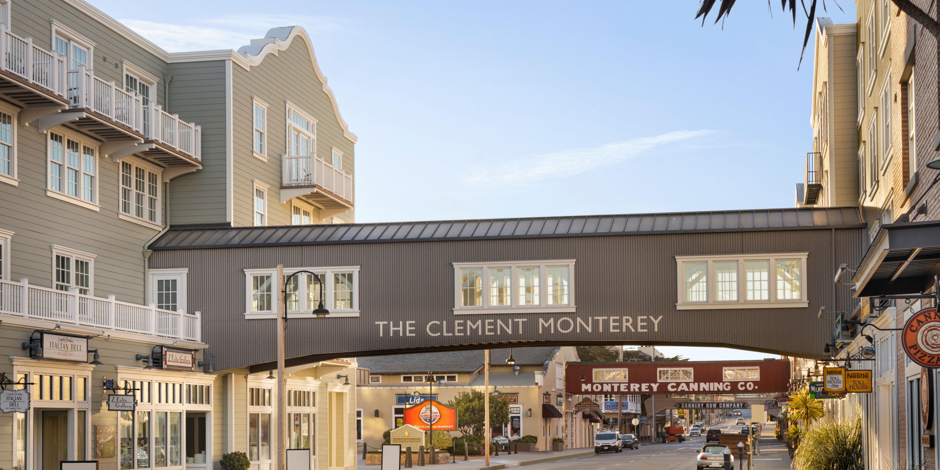 Made famous by John Steinbeck's celebrated book of the same name, the historic Cannery Row is the perfect place to take a pleasant stroll, shop, dine, and taste local wines.