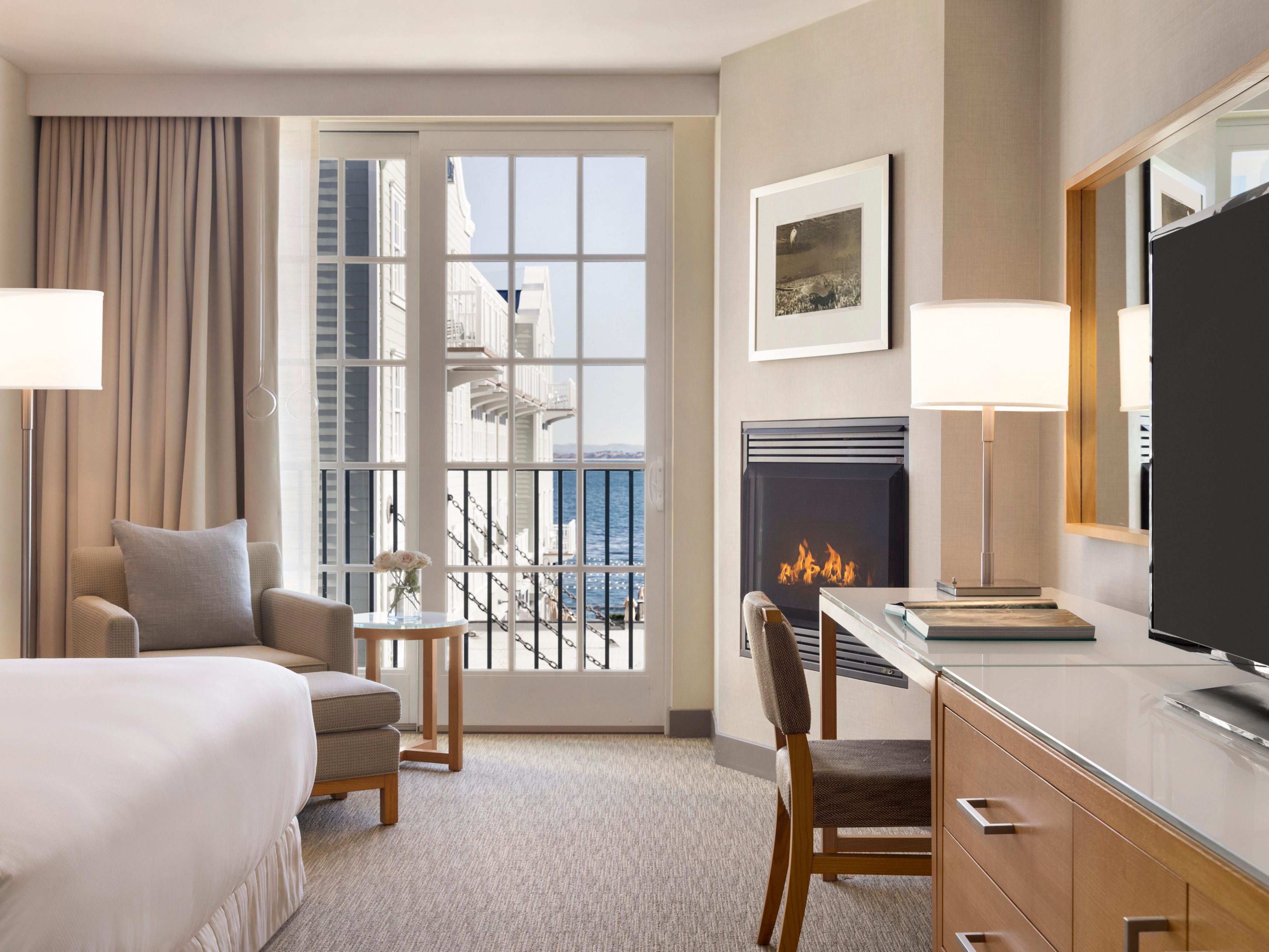 King with partial ocean view 