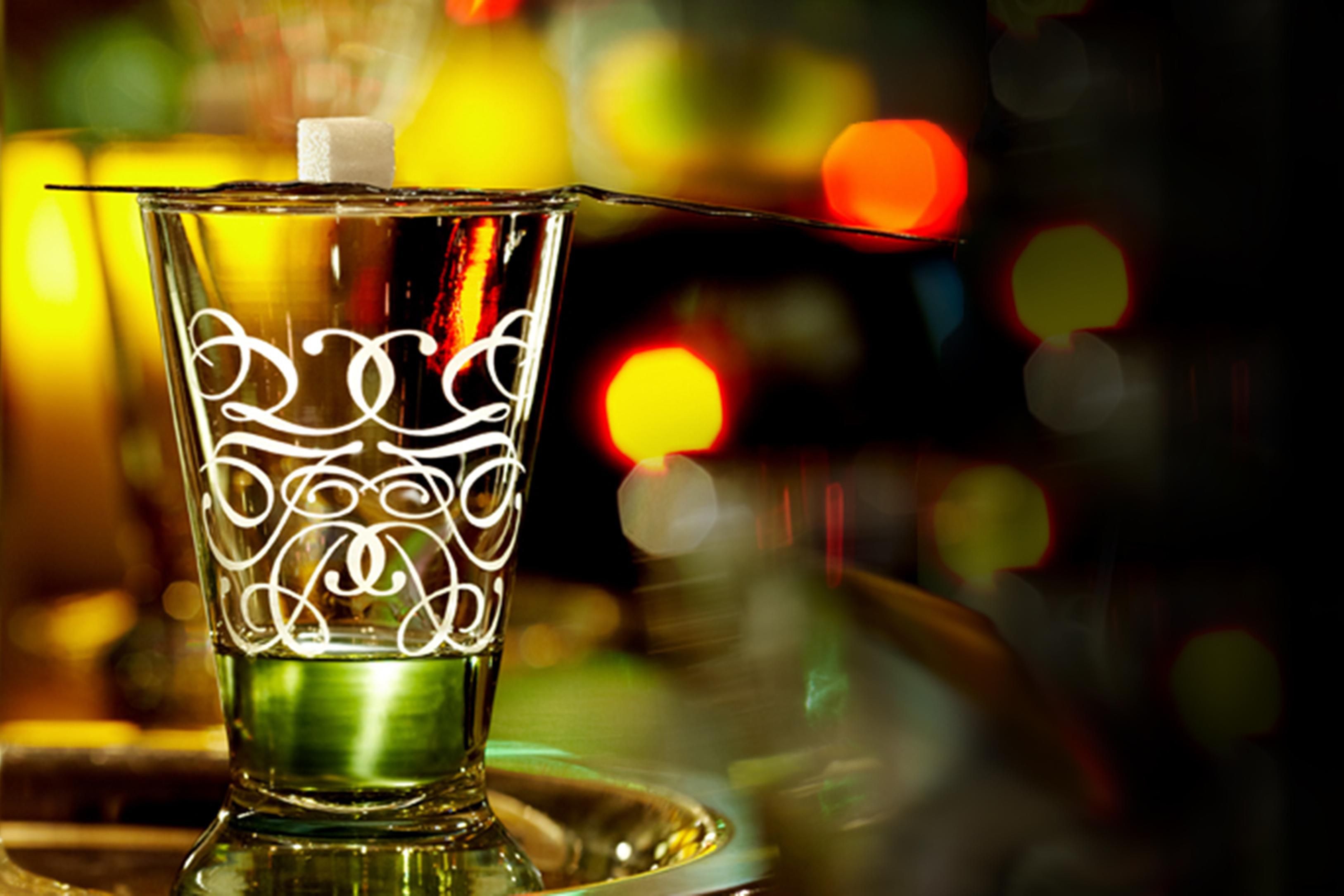 Absinthe drink 