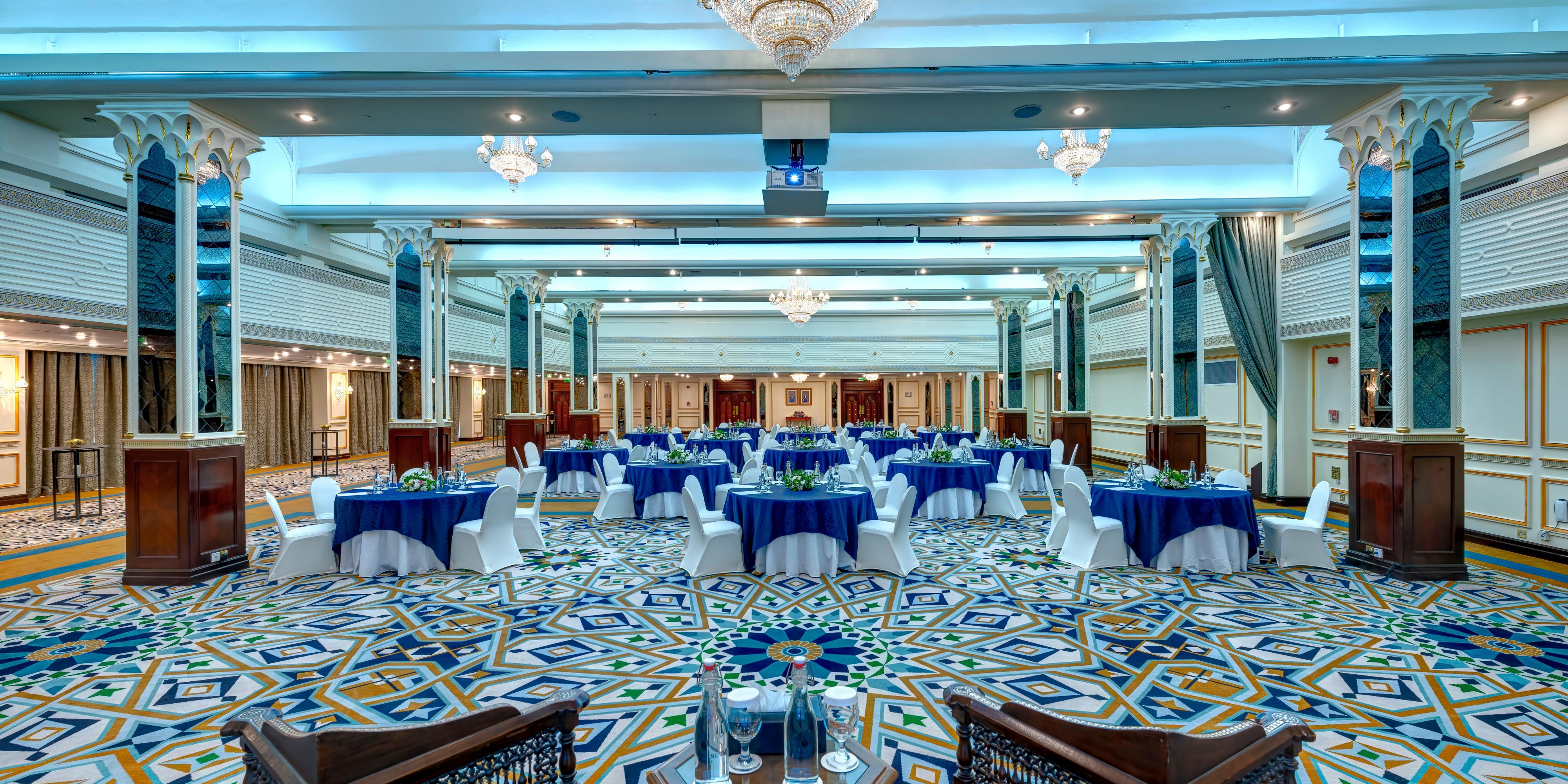 Featuring five versatile meeting rooms, our elegant event spaces accommodate up to 400 guests, offering timeless charm ideal for intimate functions or grand receptions. The Jabrin Ballroom, with its high ceilings and sparkling chandeliers, provides a sophisticated setting for weddings, business events, or celebrations.