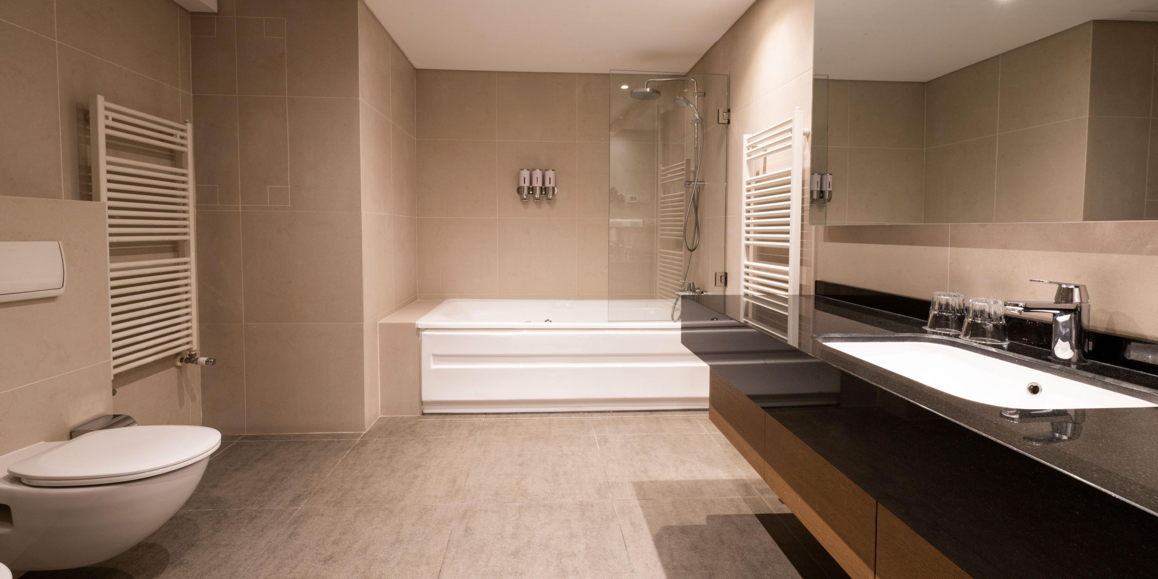 Suites Bathroom