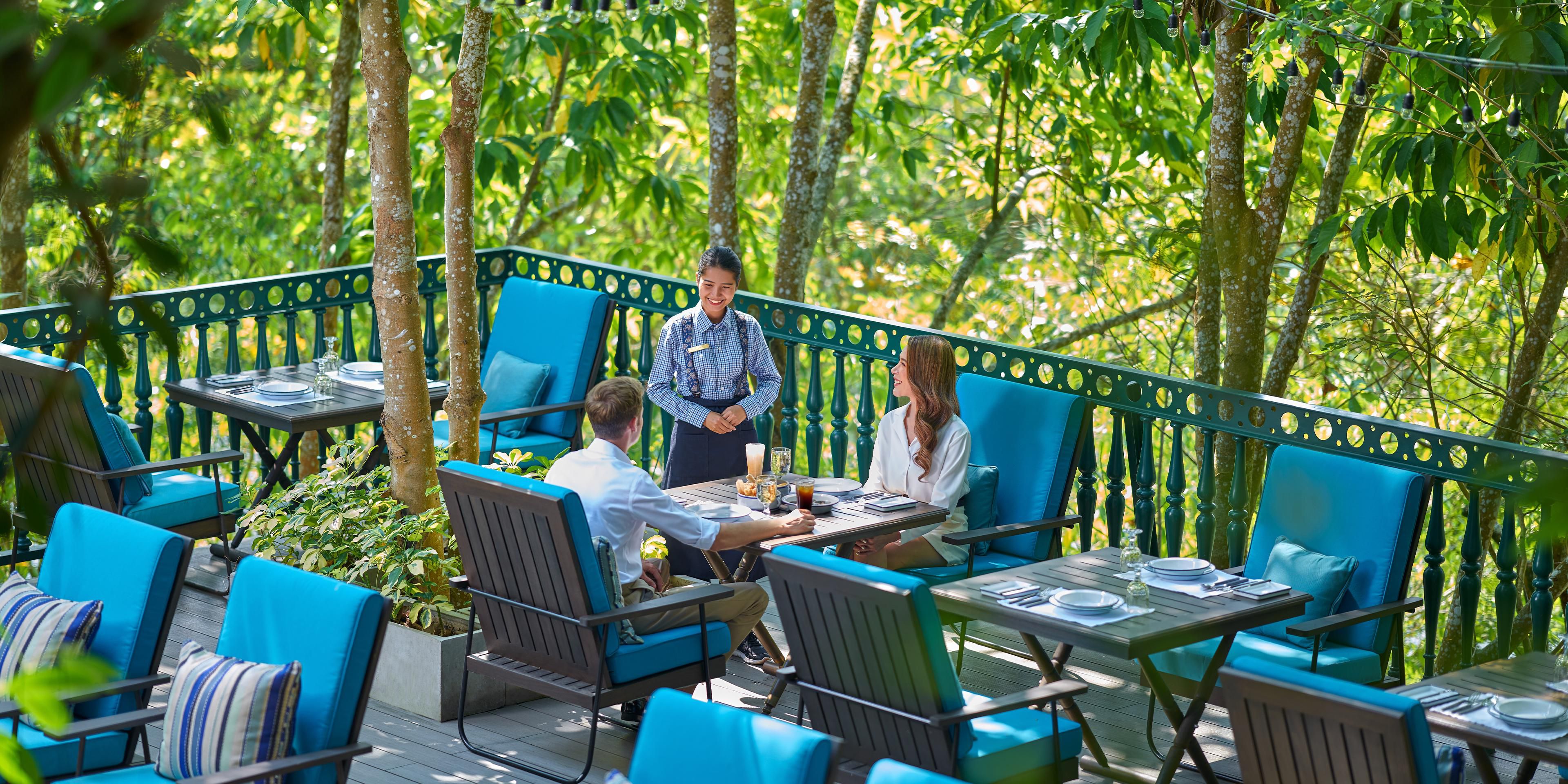Unlock the Ultimate Freedom! Our fully flexible rate now includes a sumptuous breakfast and a delectable three-course dinner, either from a curated set menu or an indulgent buffet, all at the luxurious InterContinental Khao Yai Resort. Perfect for one or two resident adults sharing a room, this offer guarantees a dining experience like no other.