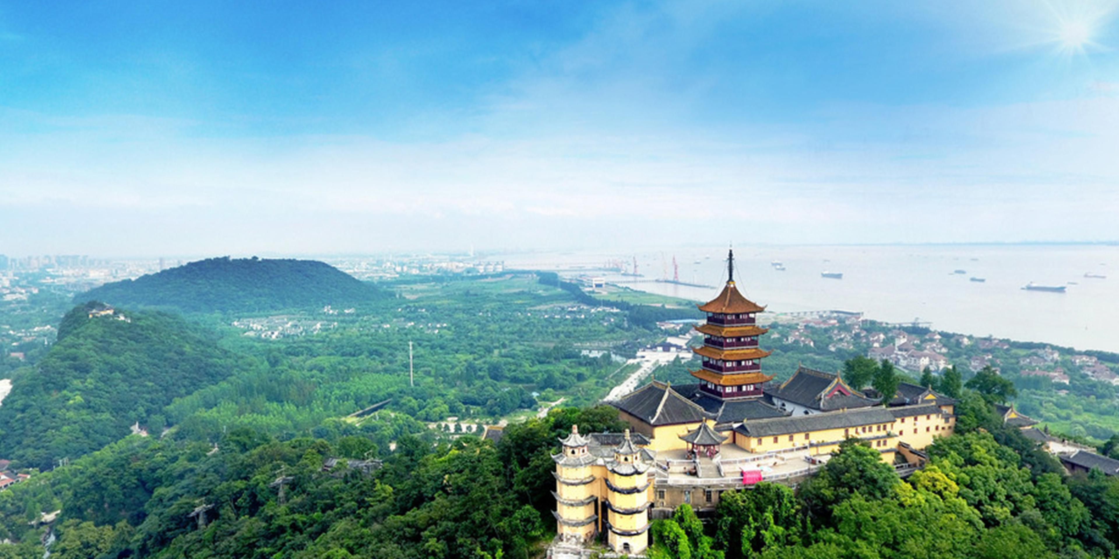 Jiangsu Nantong Wolf Mountain National Forest Park