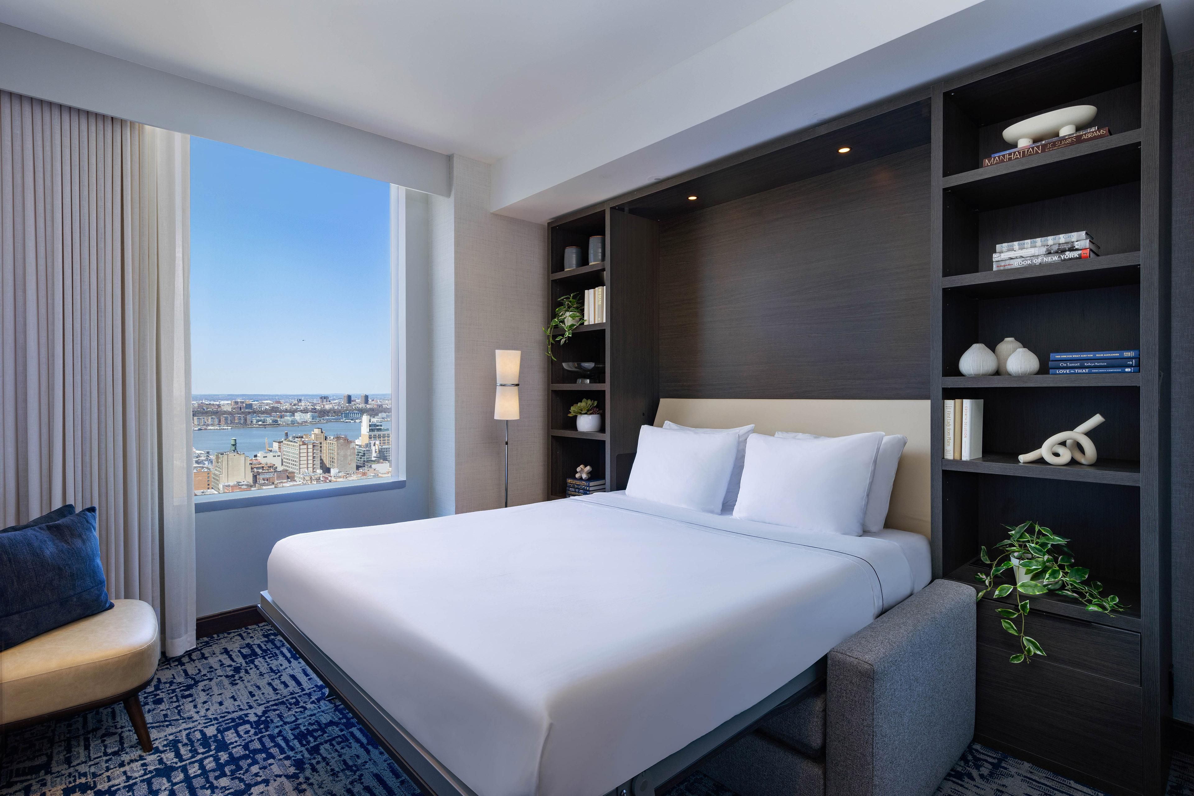 InterContinental New York Barclay guestroom
