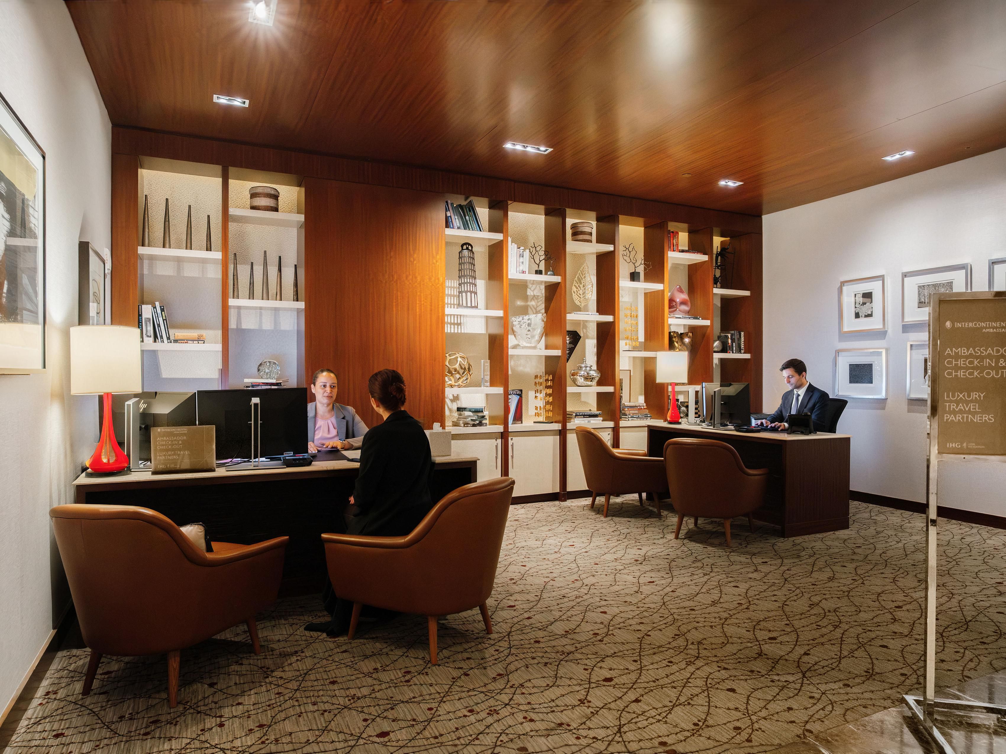 Ambassador and Luxury Travel Partners Service Desk