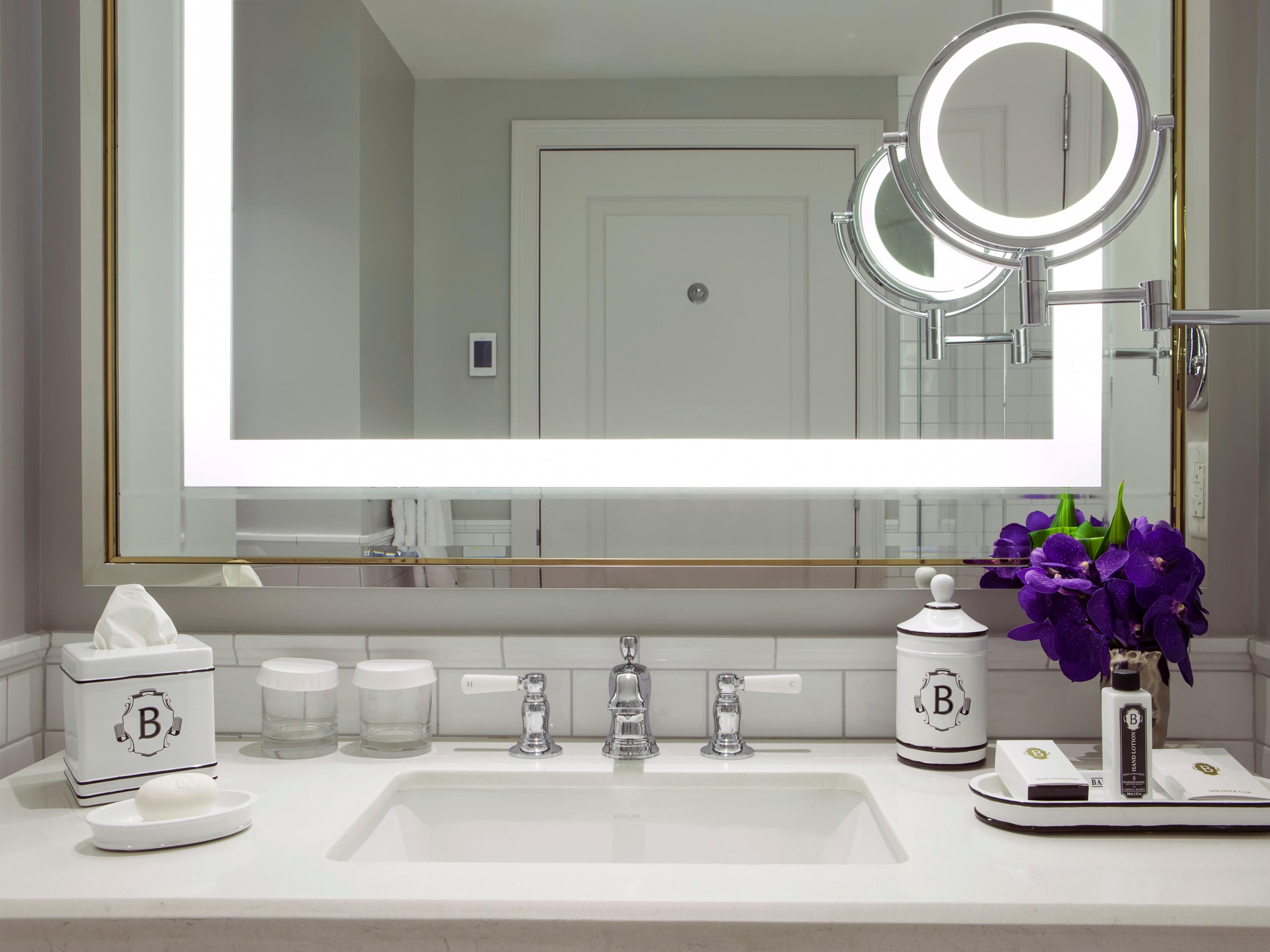 One Bedroom Suite Bathroom with Barclay Toiletries 