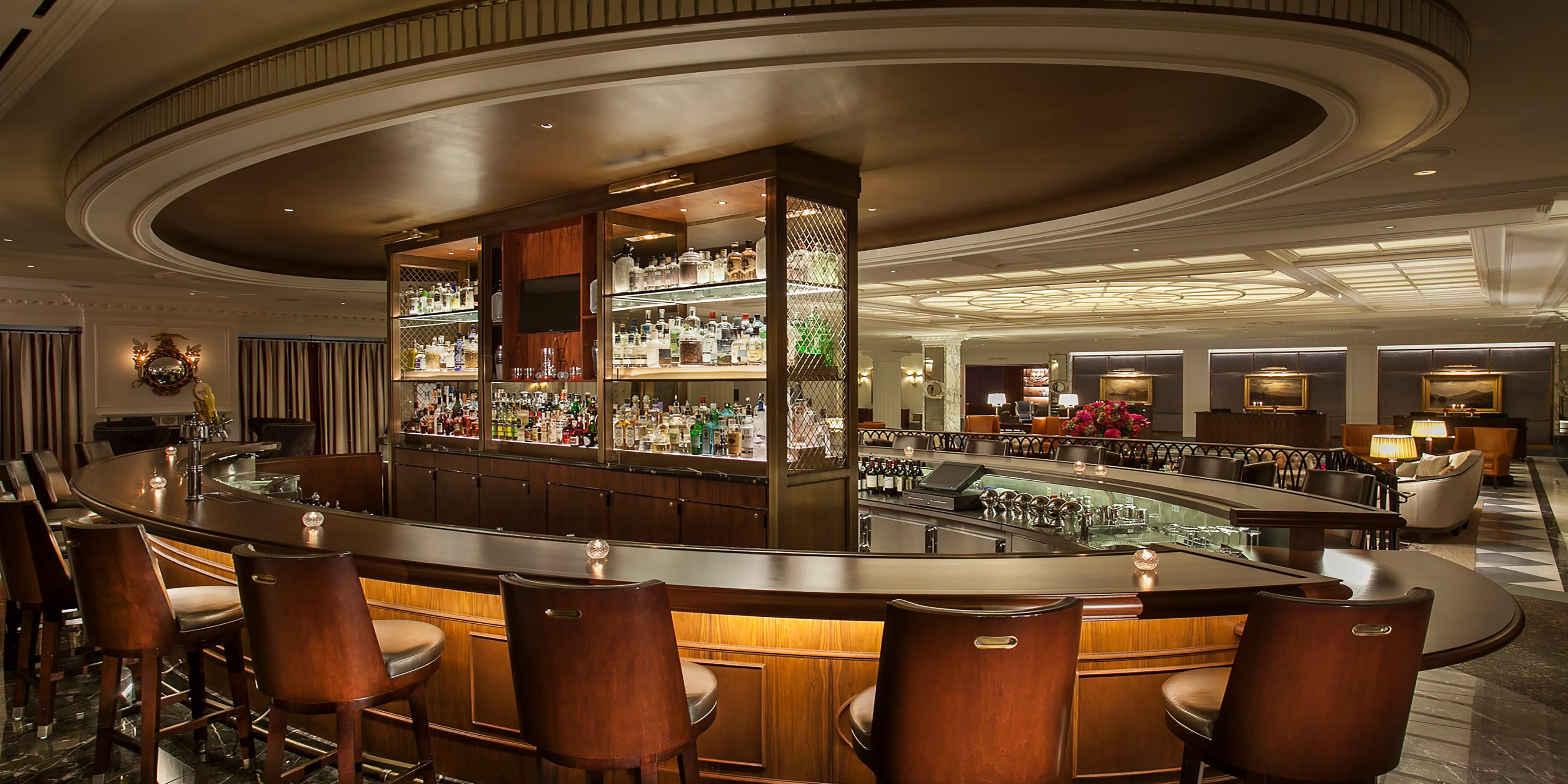 Steps from the hustle and bustle of Park Avenue, The Parlour is New York's ideal intimate hideaway. Paying tribute to the hotel’s 1920's origin, our food and beverage offerings are crafted in a way to take you on a journey of the hotel's history, city and culture, artistically paired in style with local, sustainable and seasonal ingredients. 