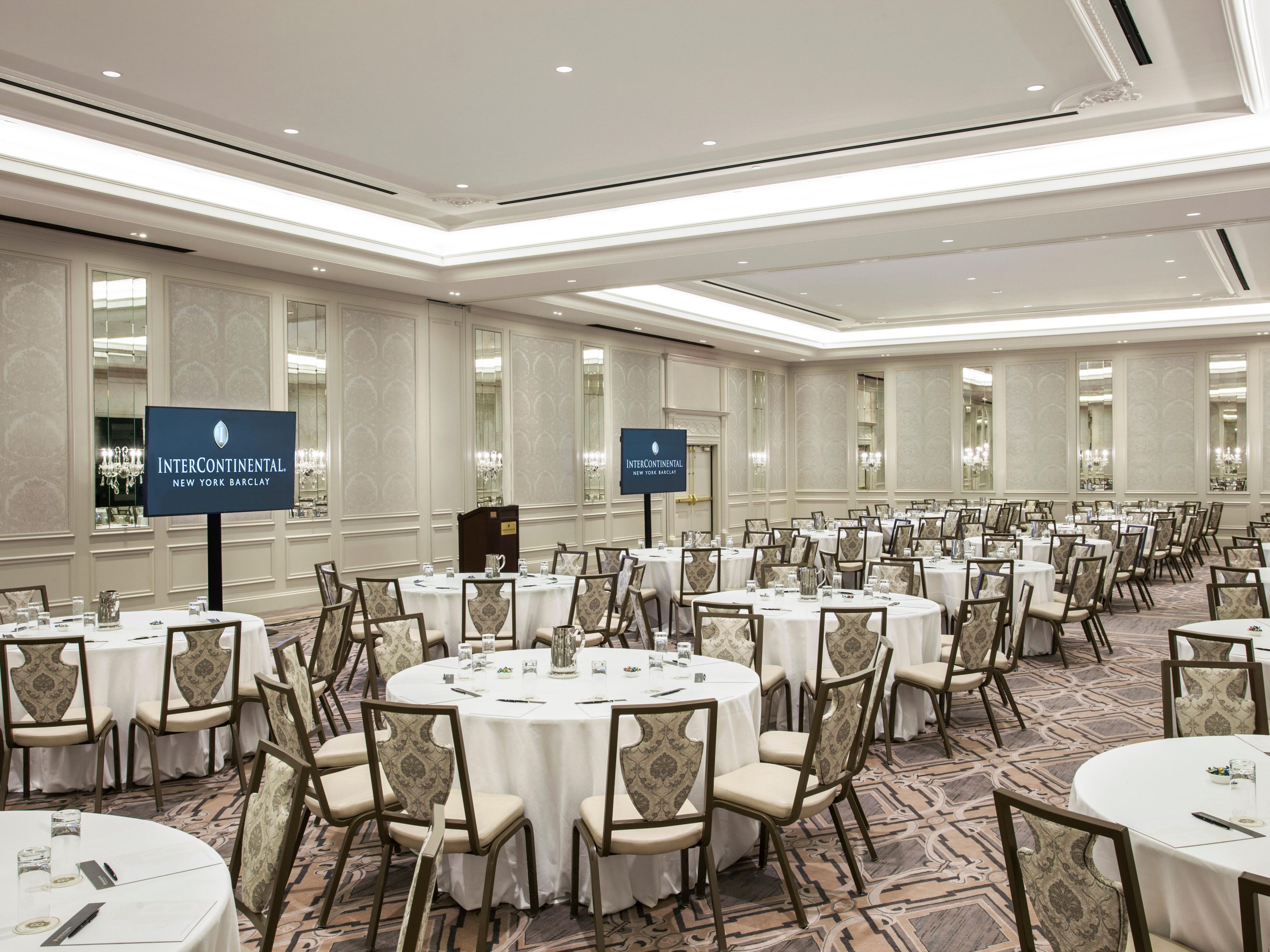 Avenue Grand Ballroom