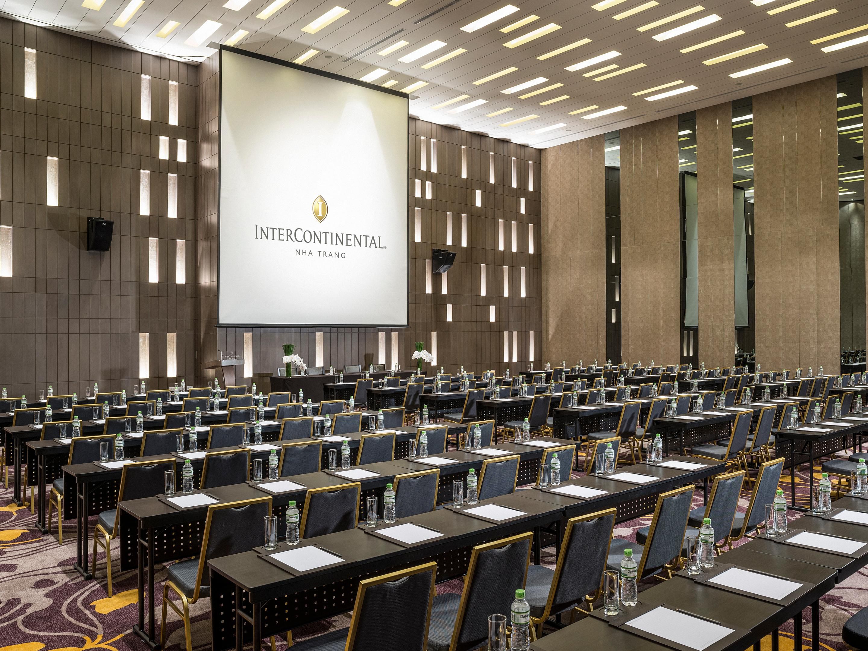 The largest pillar-less grand ballroom in Nha Trang