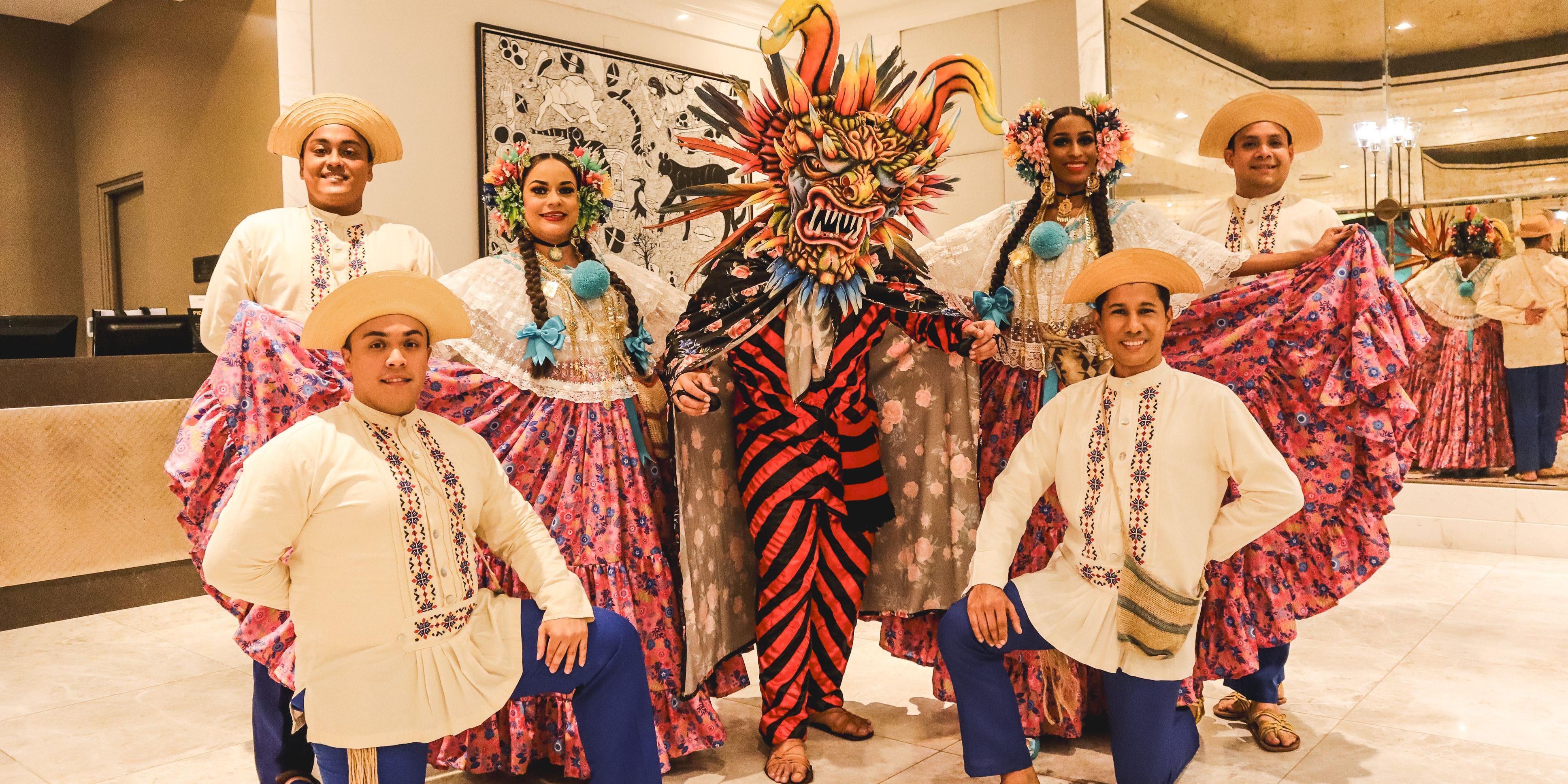 Come and enjoy an evening of music with our typical show and Panamanian-style buffet dinner.