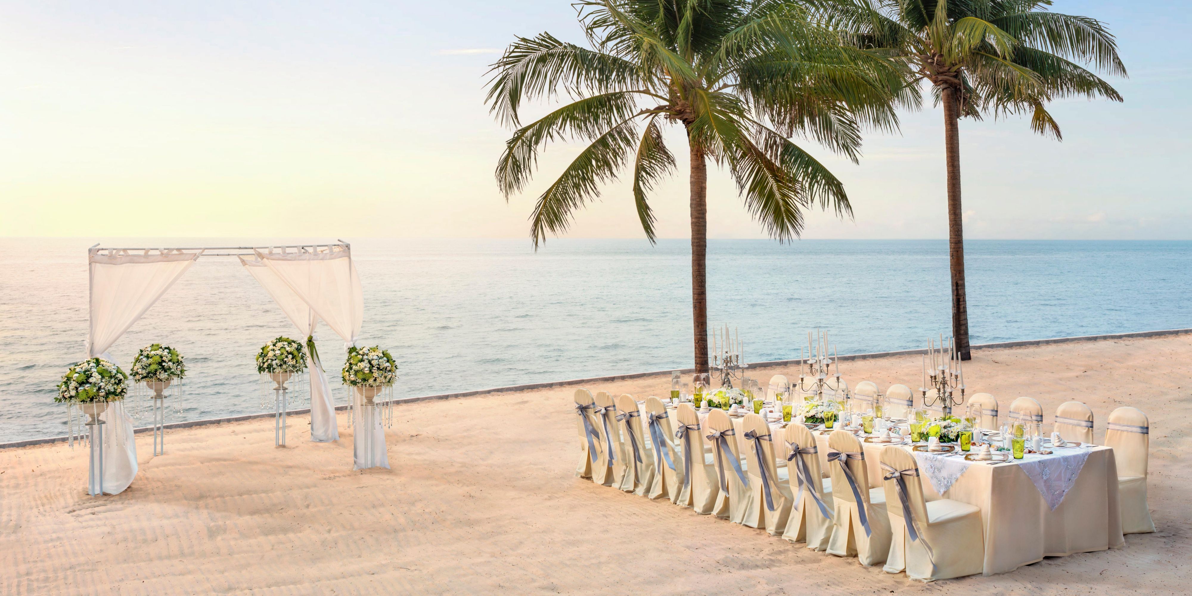 Bring your dream beach wedding to life. Our attentive wedding specialists will curate and personalise every detail for your big day. Choose your mesmerising setting, from picturesque ocean views to a romantic indoor ambience and let our team handle the rest of the details for you.