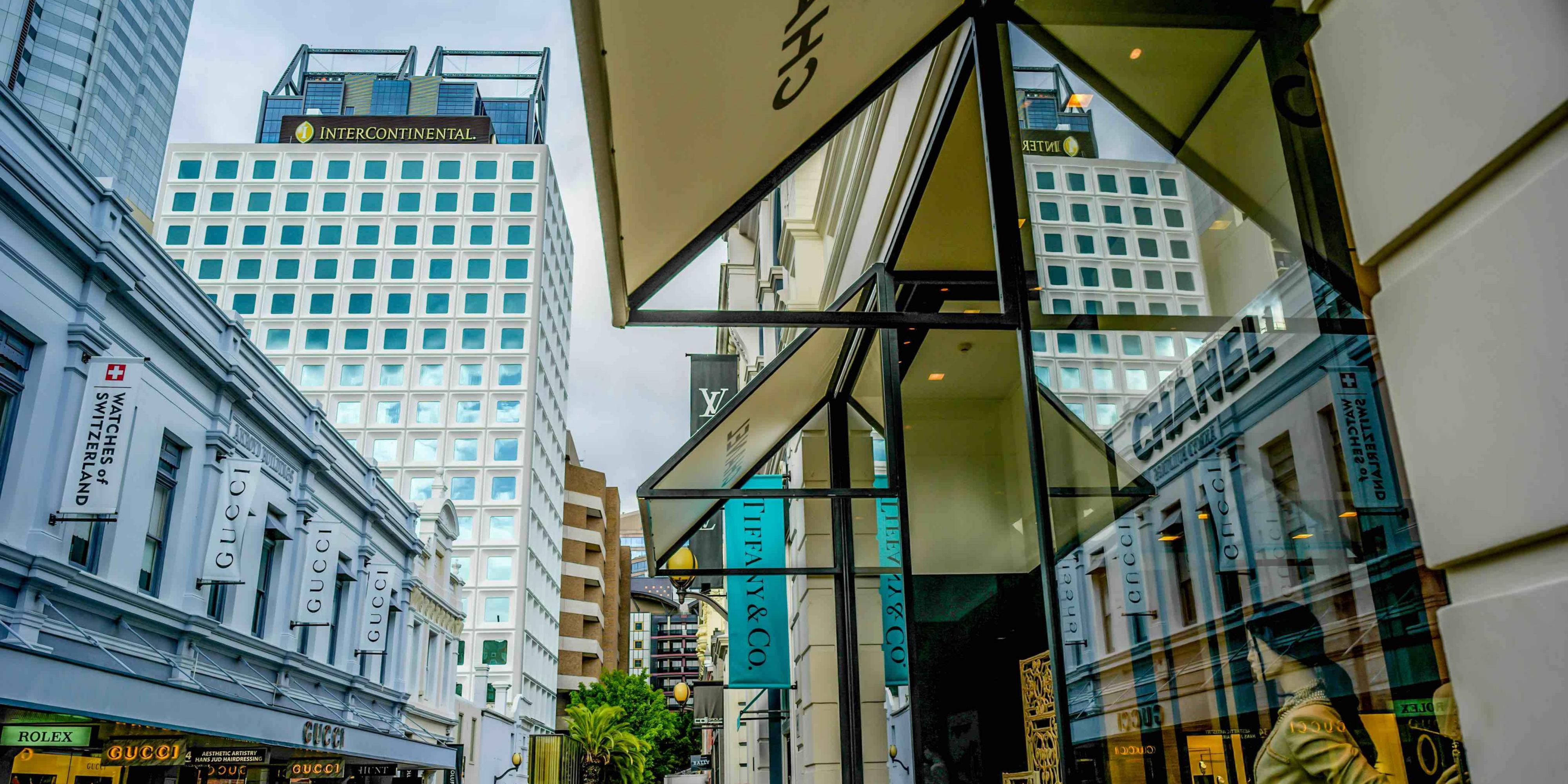 Staying at InterContinental Perth City Centre means you will be in the heart of the city where theatre, ballet, arts, shows and concerts are all right at your fingertips. For the best tips and information on what to do in Perth, contact our friendly Concierge team.