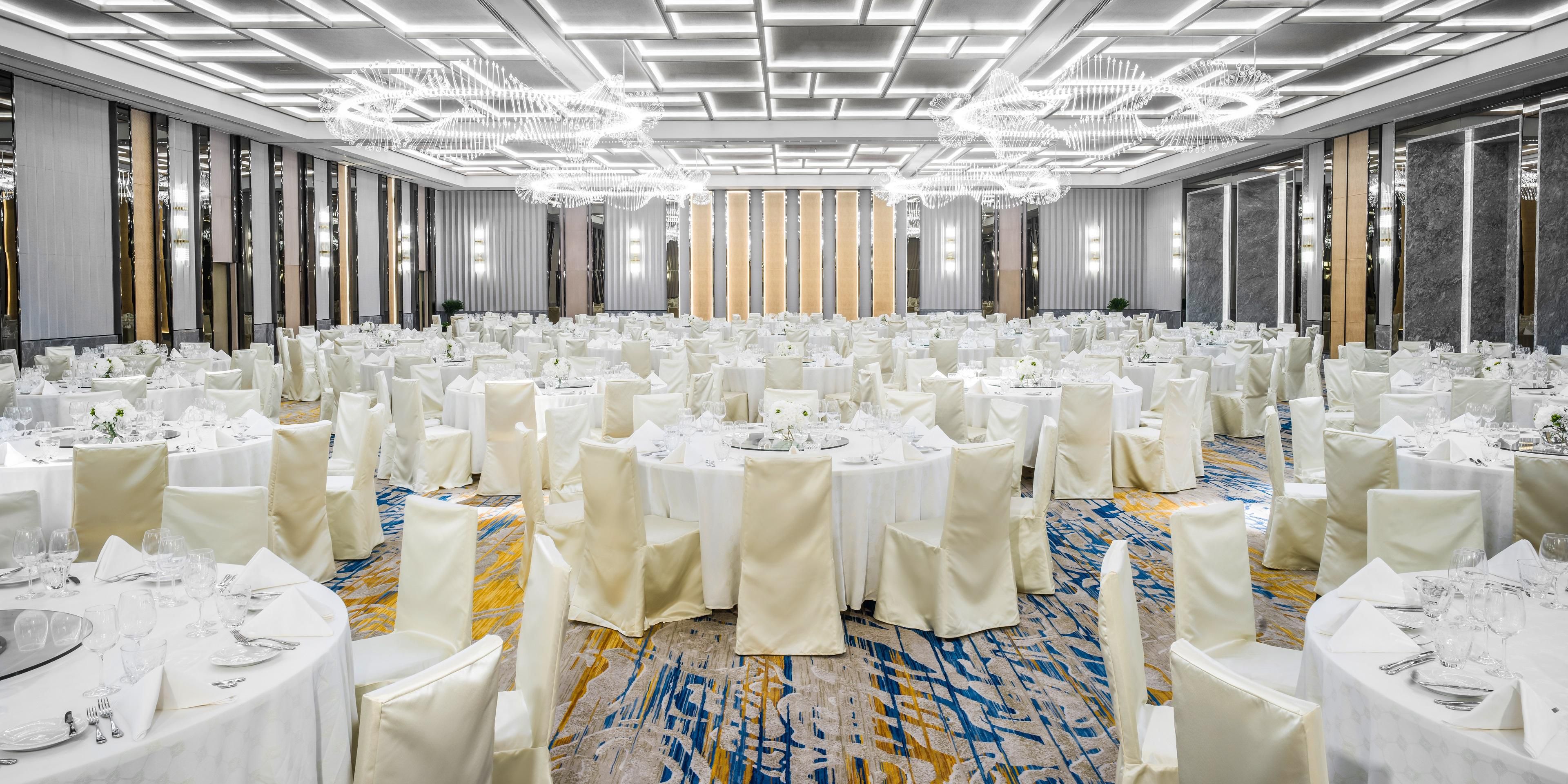The resort features over 2,300 sqm of distinctive indoor event venues that include the Grand Ballroom, Junior Ballroom, meeting rooms, board rooms, and the island’s only theatre. Additionally, there are numerous outdoor venues including poolside and beach.