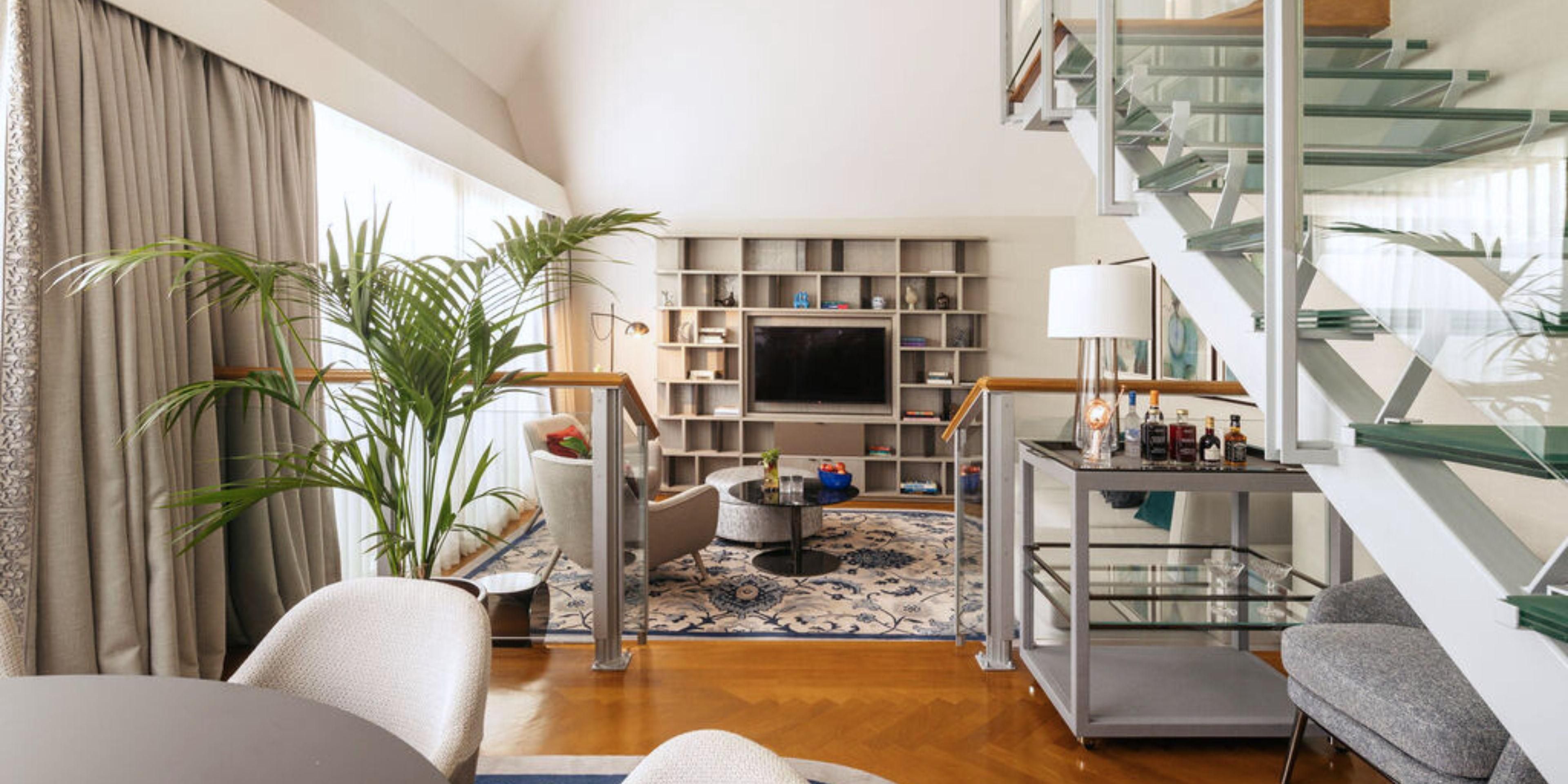 5 star luxurious and spacious Prestige Suite in Porto Center 