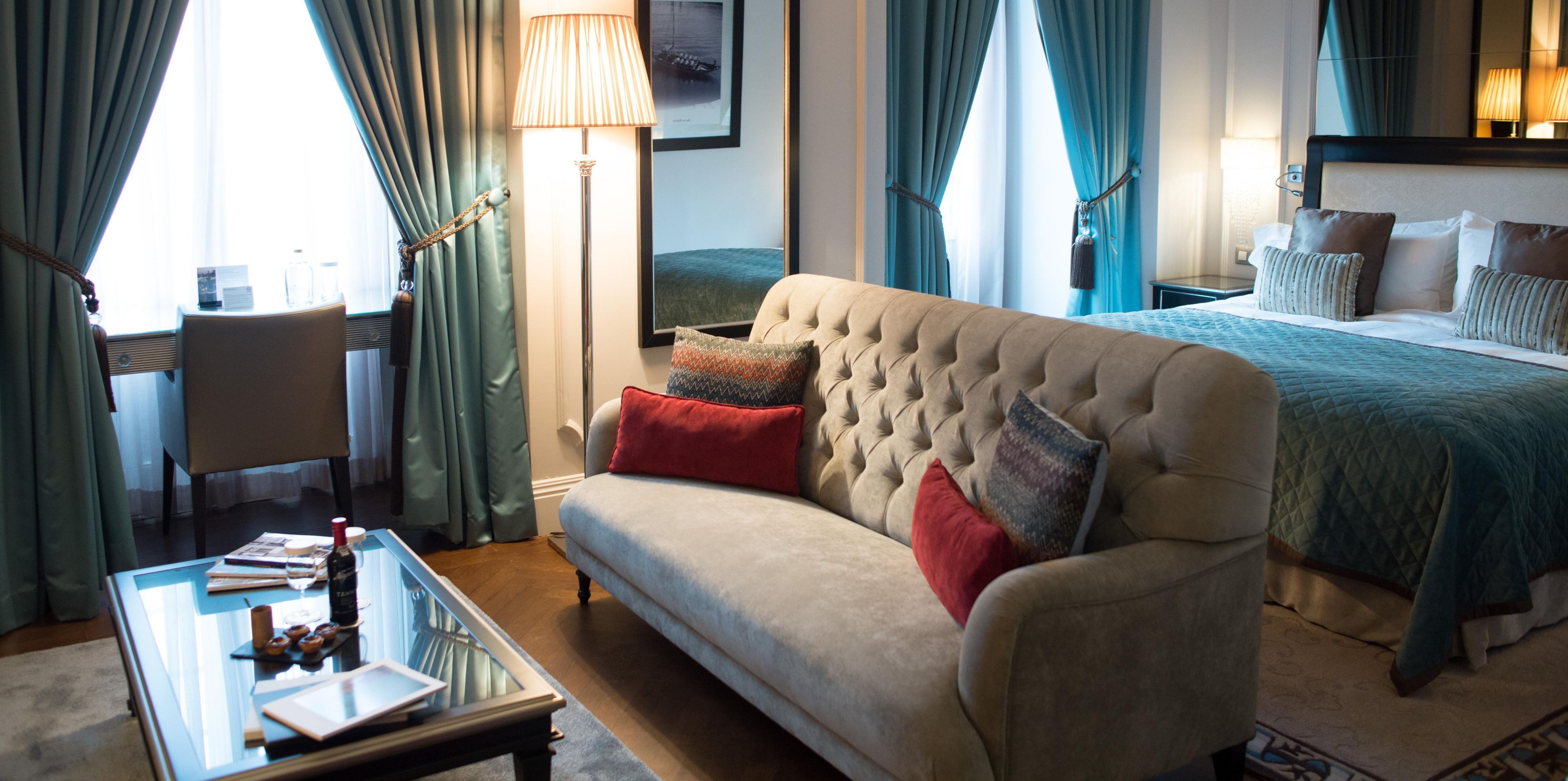 More spacious, they are divided by a living and sleeping room