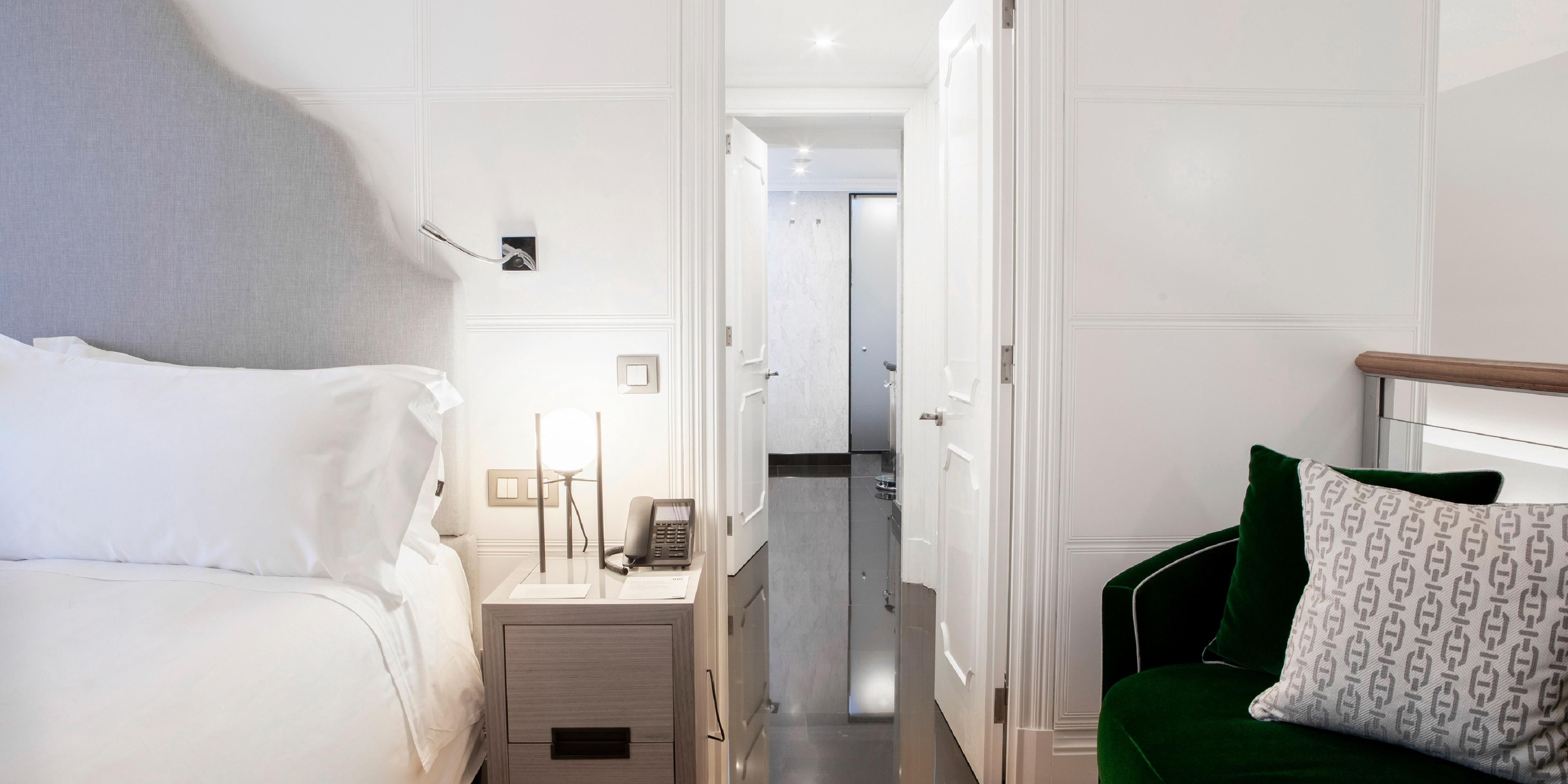 Stay at your best with Timeshifter®, the app that helps you beat jet lag using your sleep pattern, chronotype, travel plans, and caffeine/melatonin preferences. Complimentary for guests of InterContinental Hotels & Resorts. Visit Reception to get started.