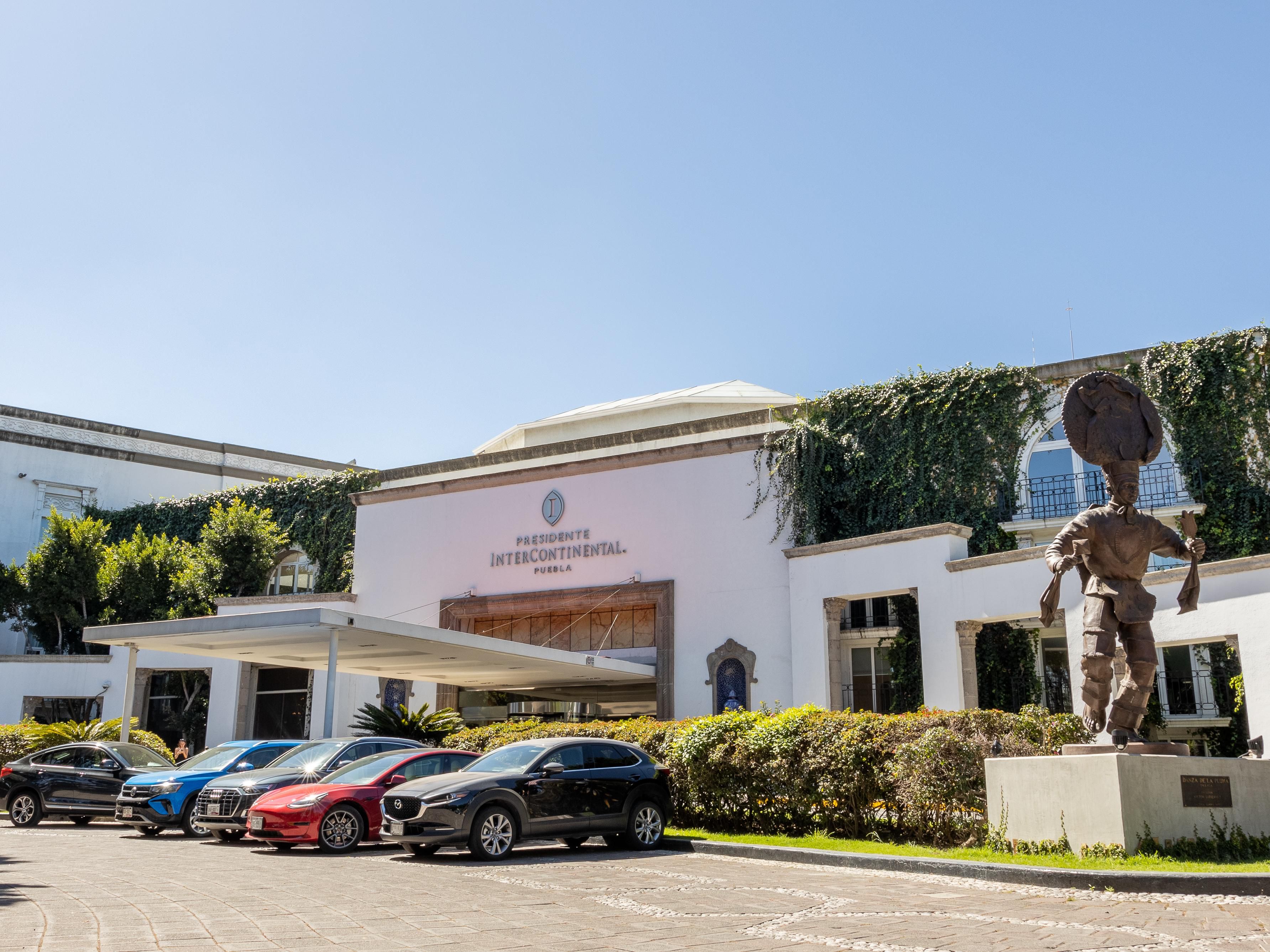 Discover luxury at Intercontinental Presidente Puebla.