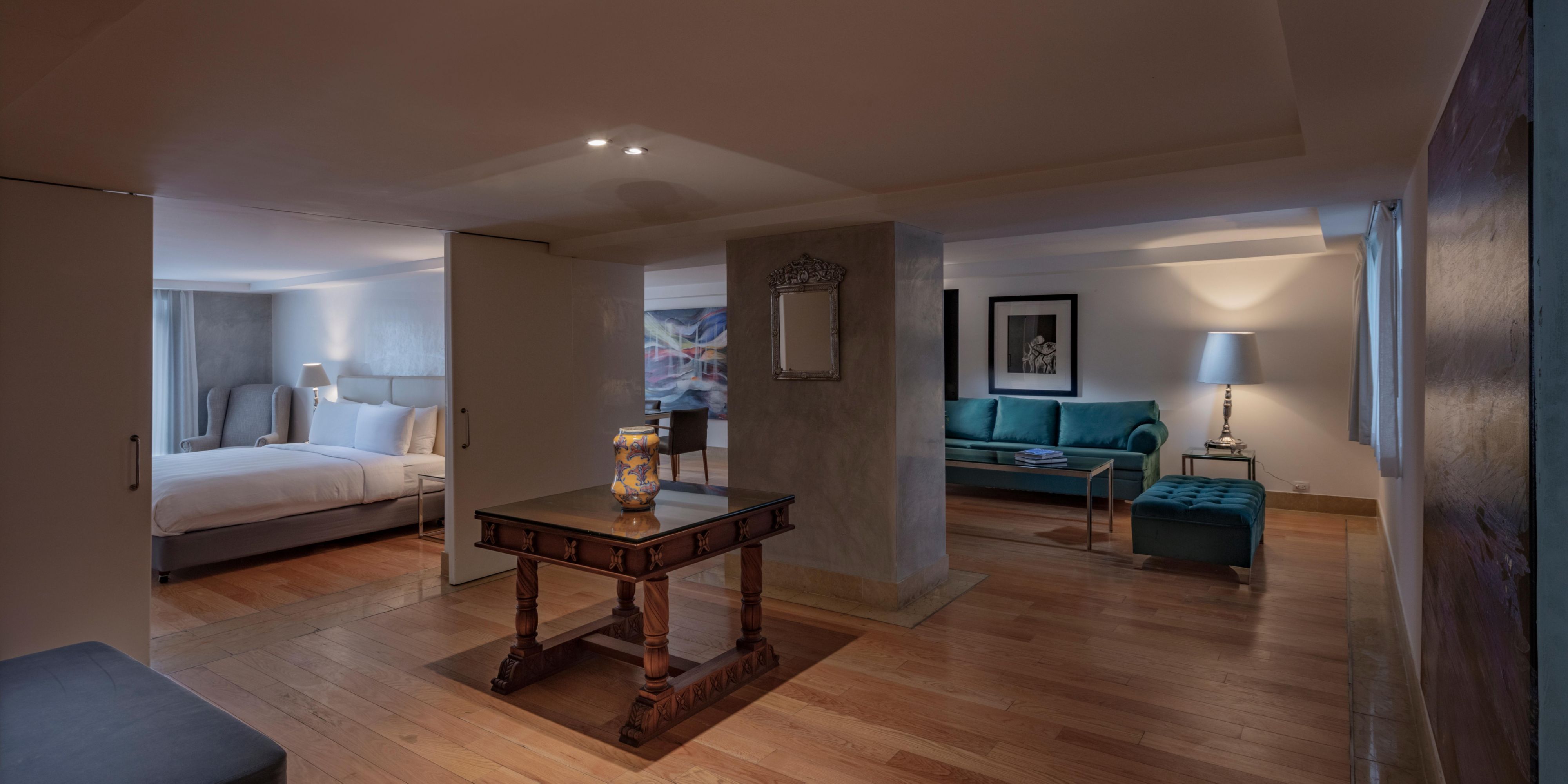 Experience luxury at Presidente Intercontinental Puebla suites.