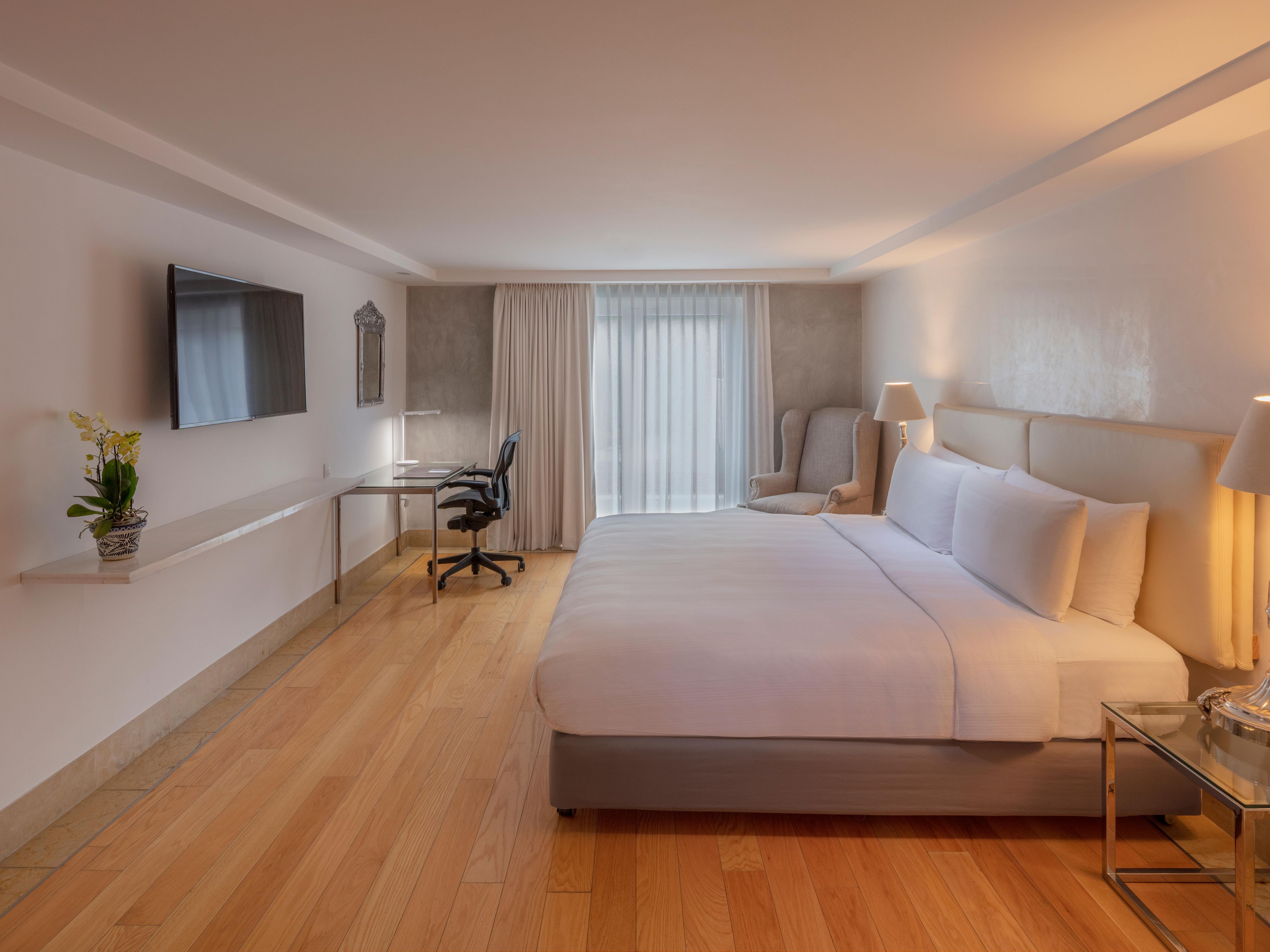 Puebla city hotel with luxury suites .