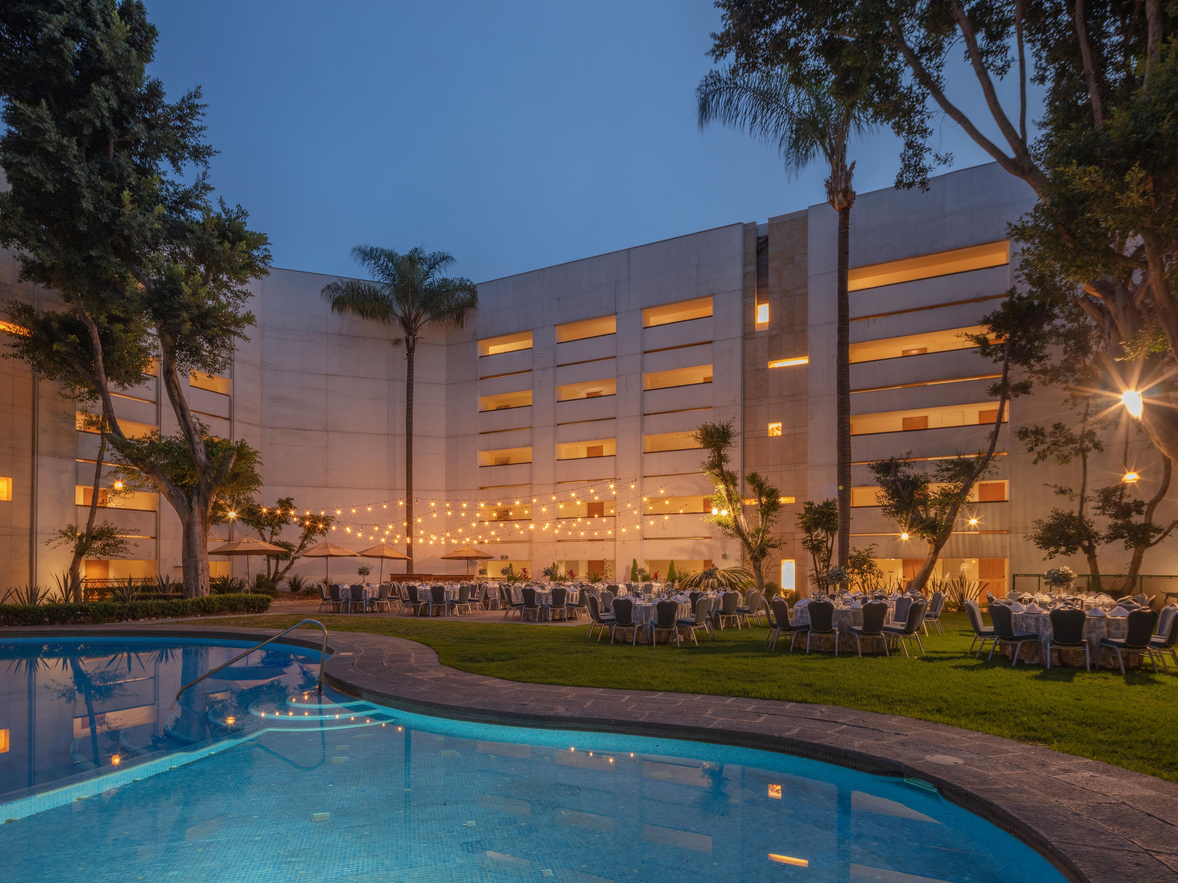 Discover a 5-star hotel with a pool in Puebla.