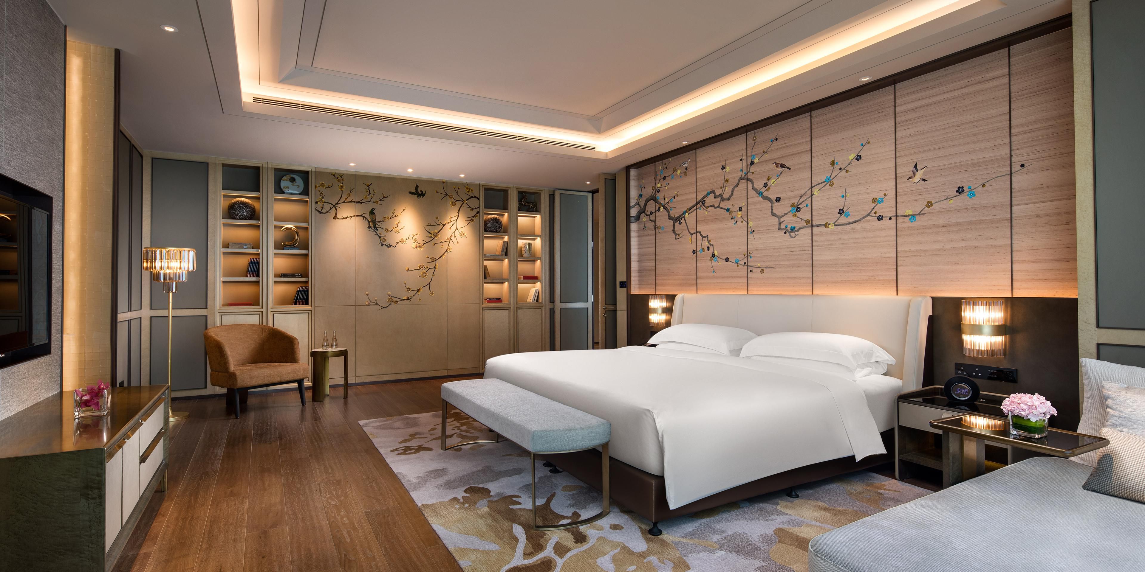  Presidential Suite River View Bedroom