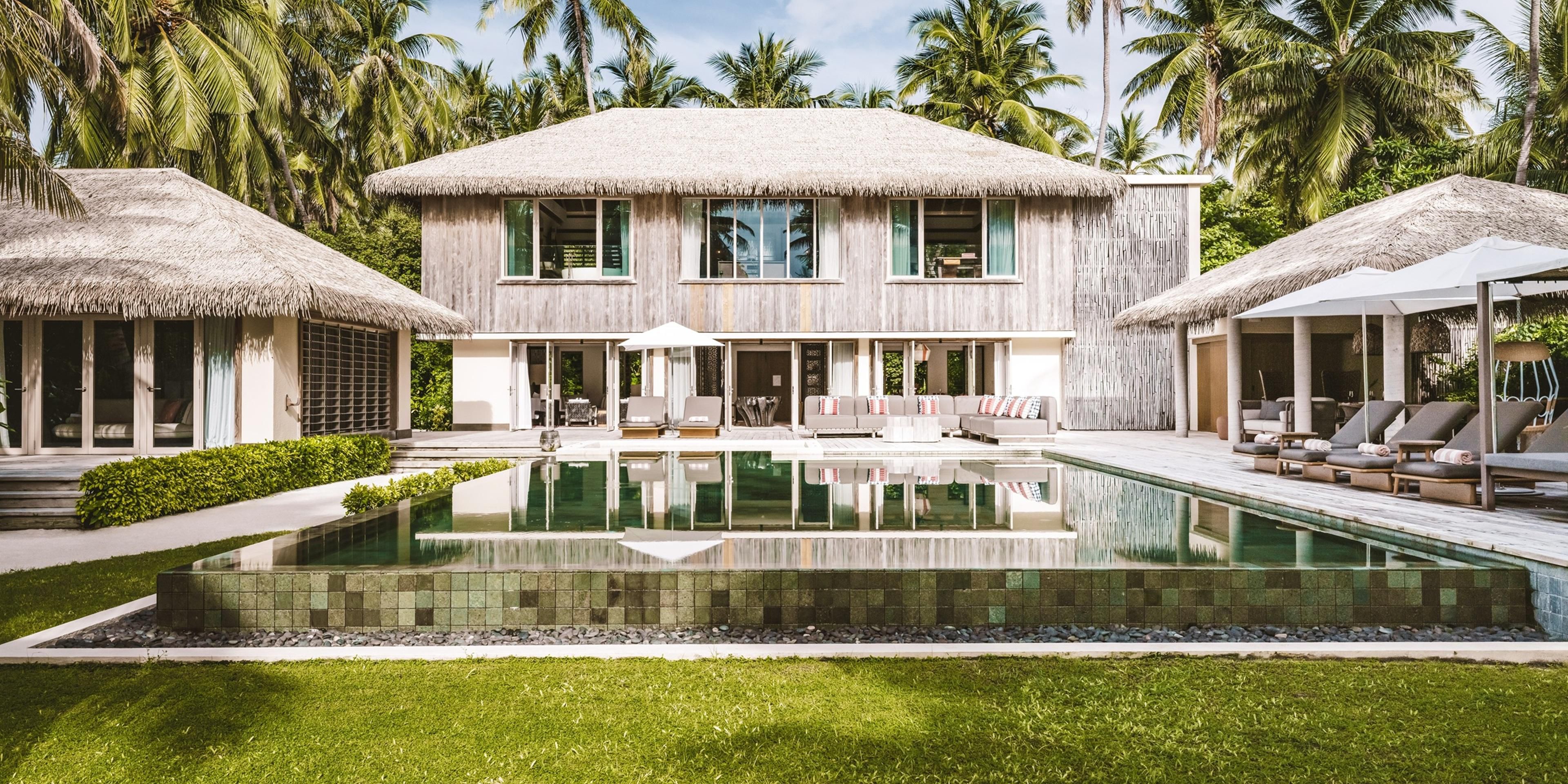 Three Bedroom Royal Beachfront Residence Exterior
