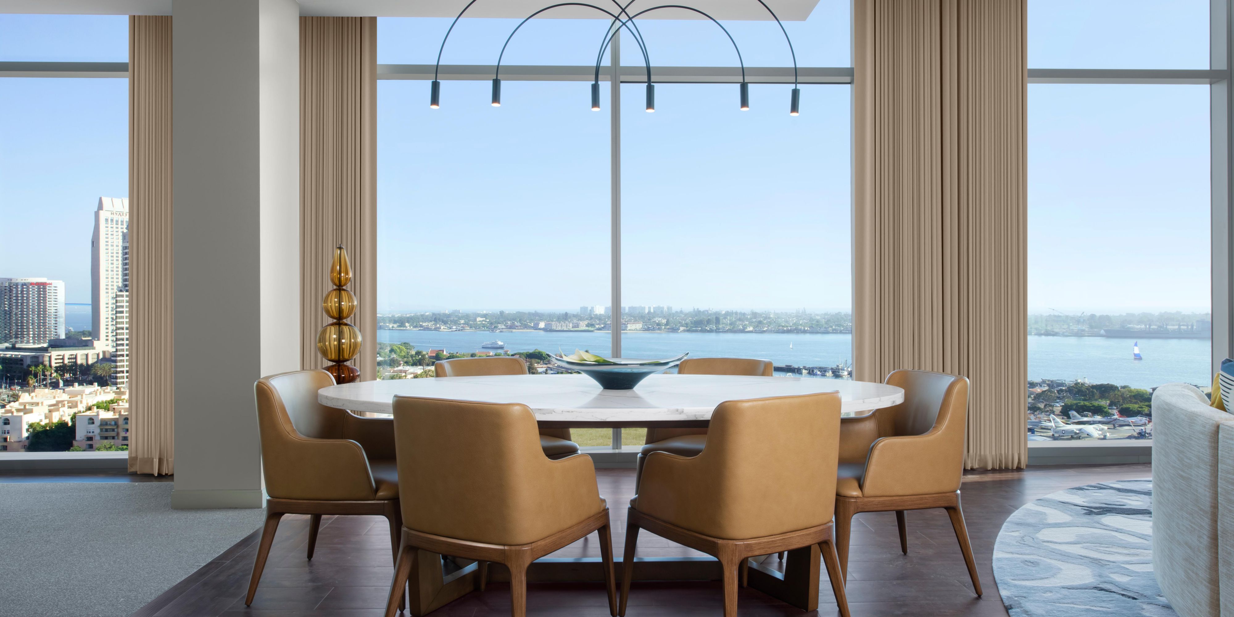 Dining with a view in the Presidential Suite