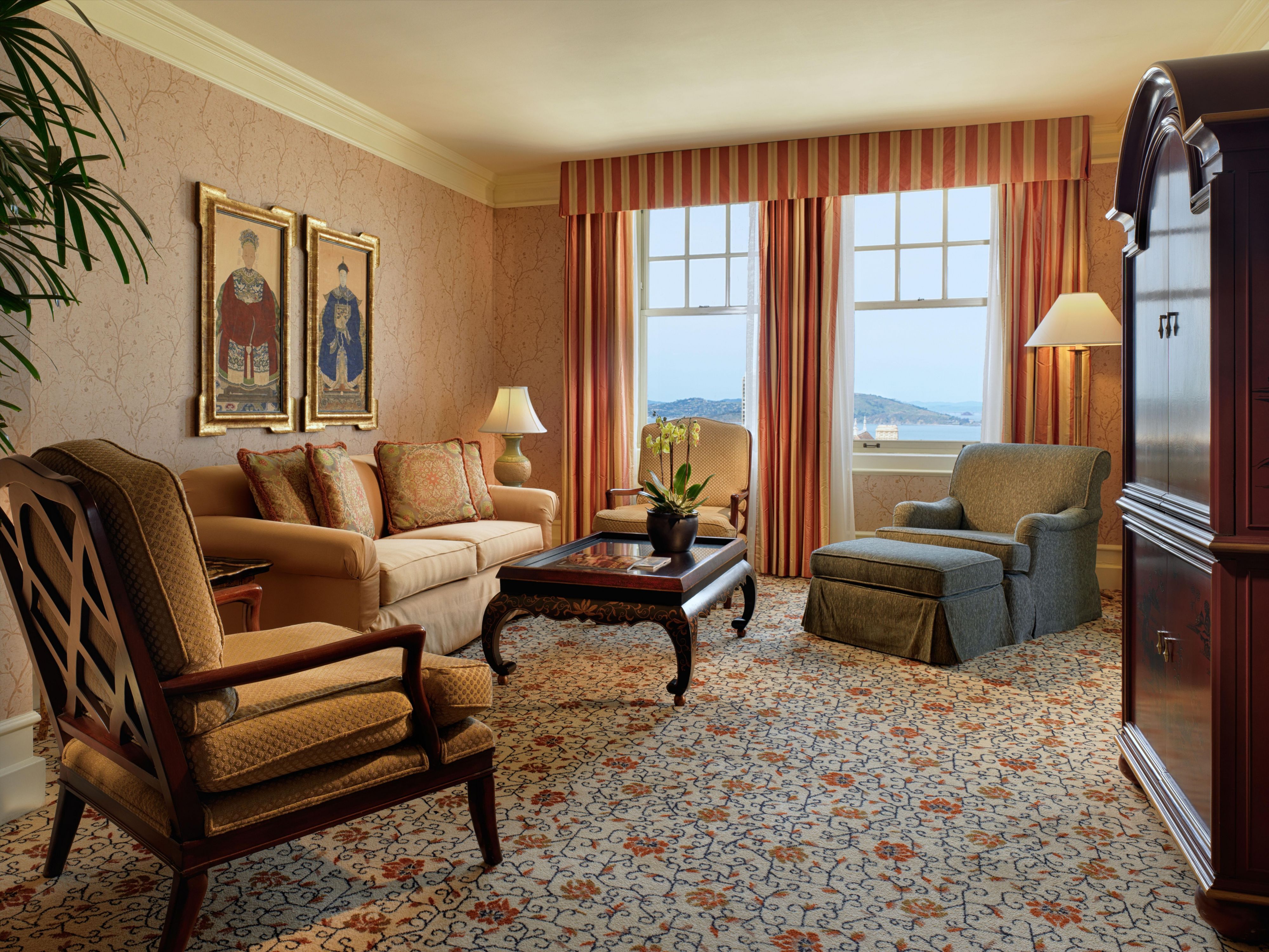 Cyril Magnin Suite offers mesmerizing views and a terrace