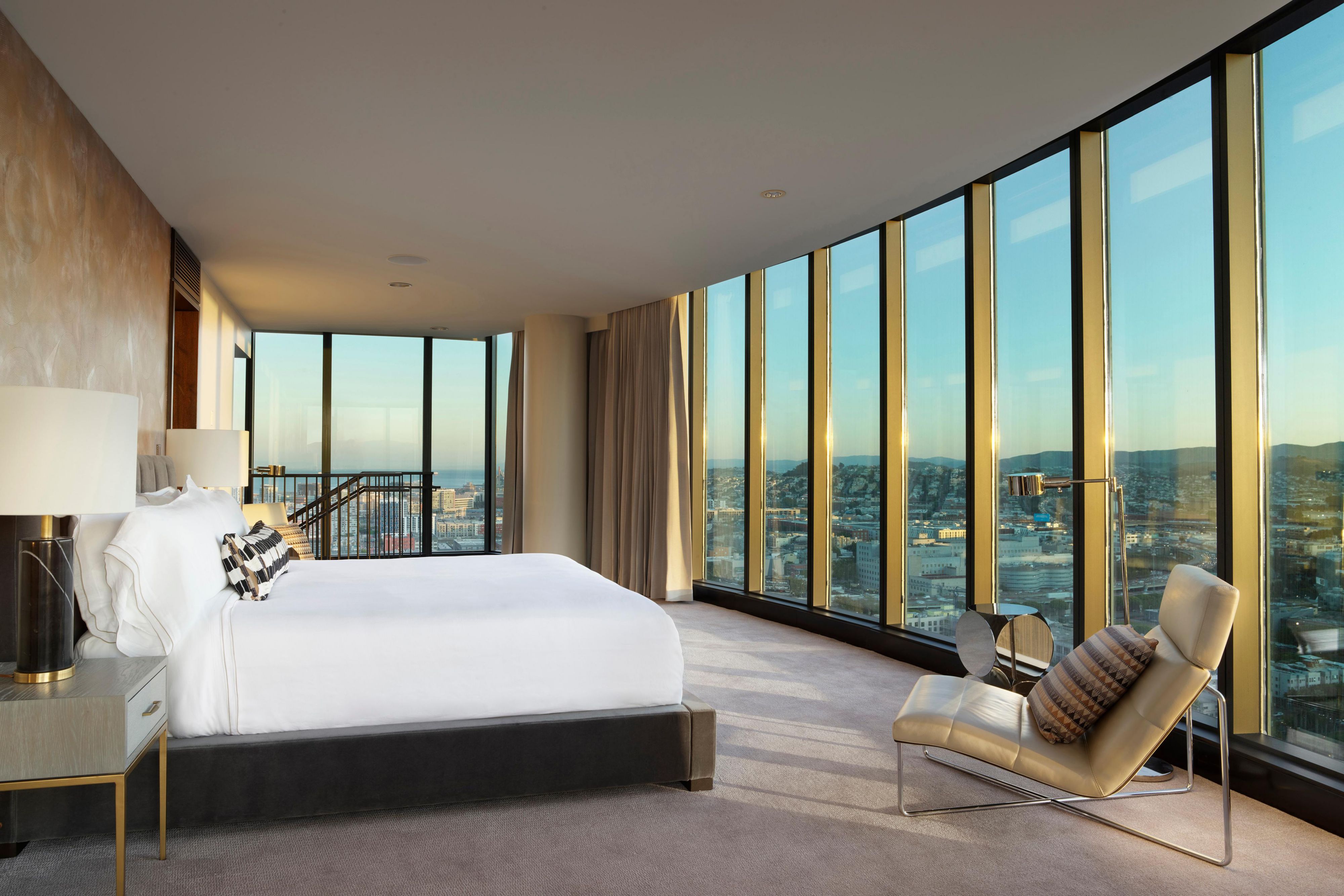 InterContinental San Francisco guestroom