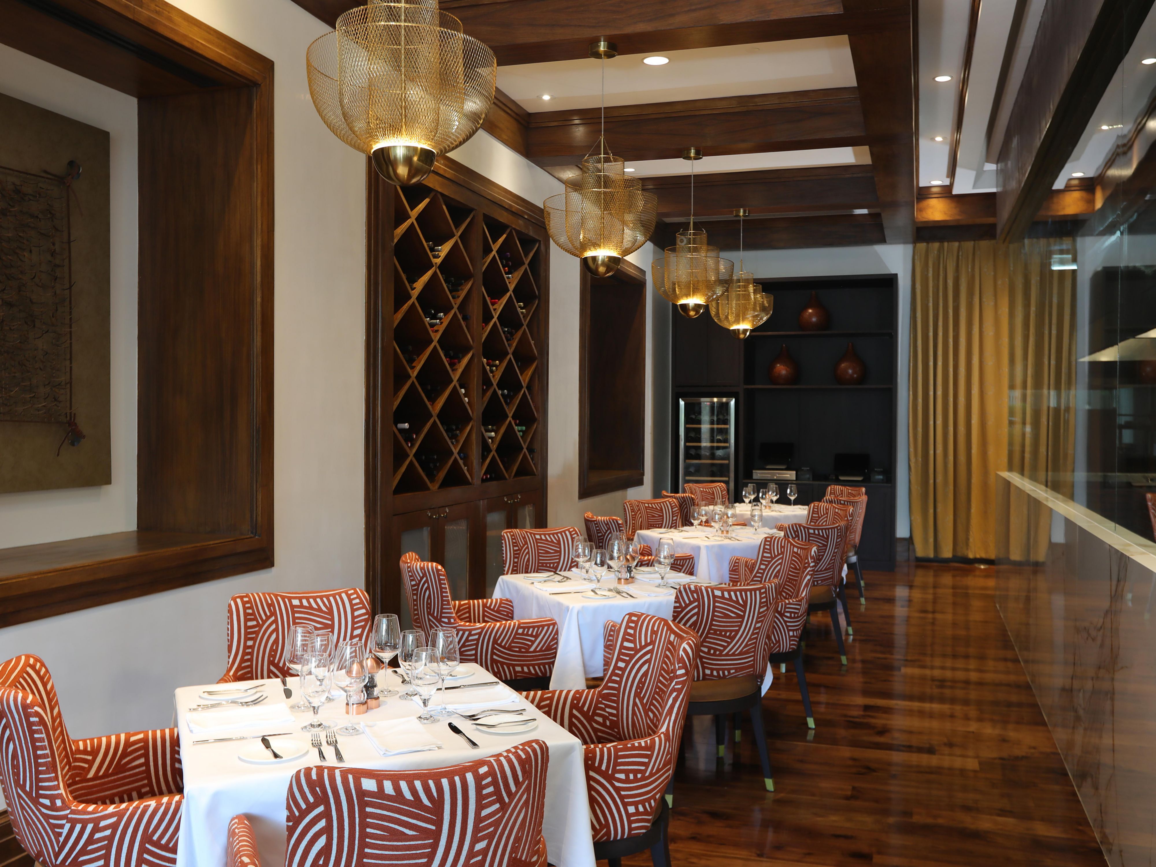 After Hours en The Market